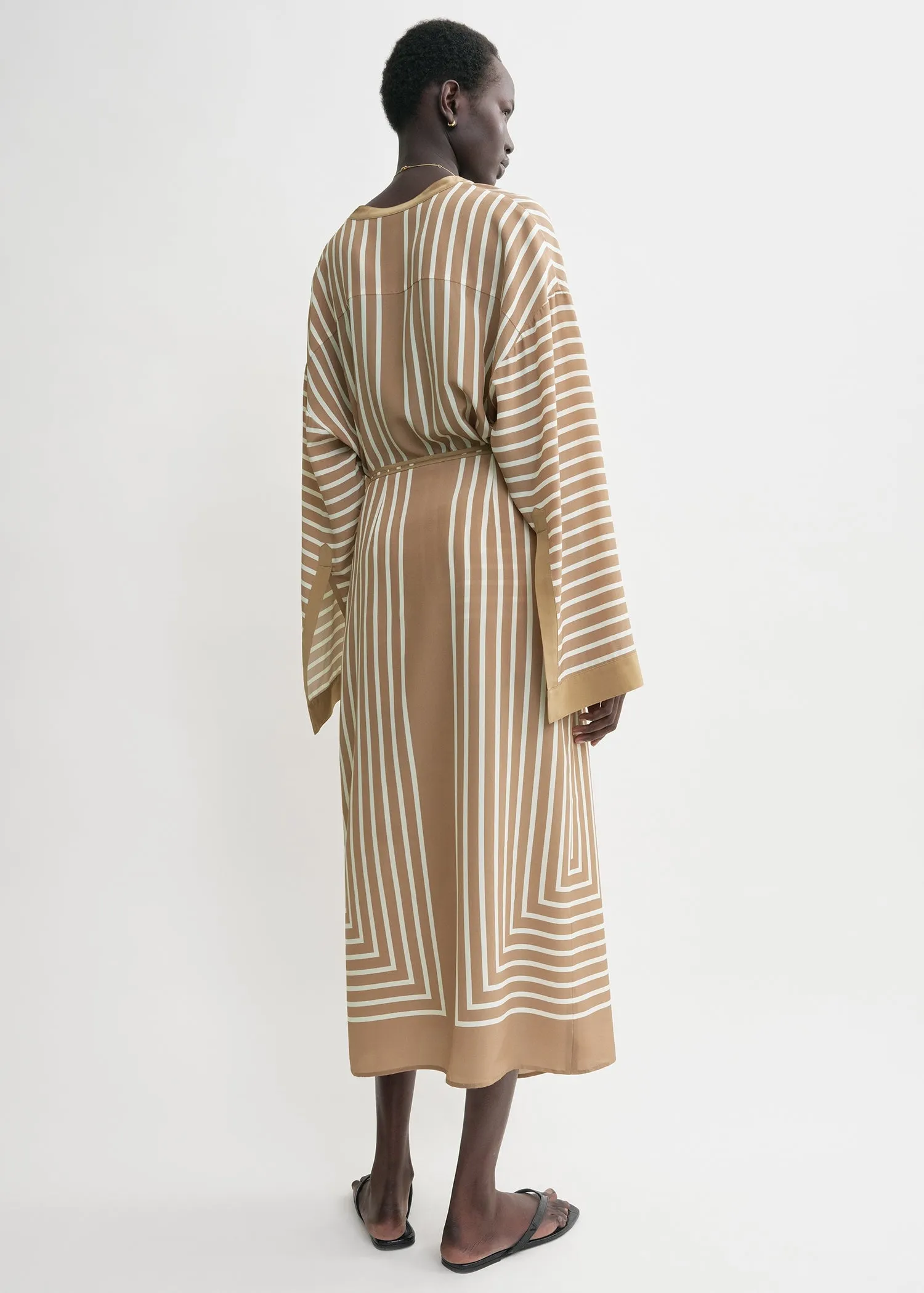 Monogram silk wrap skirt camel/white sold by Toteme product image thumbnail 4