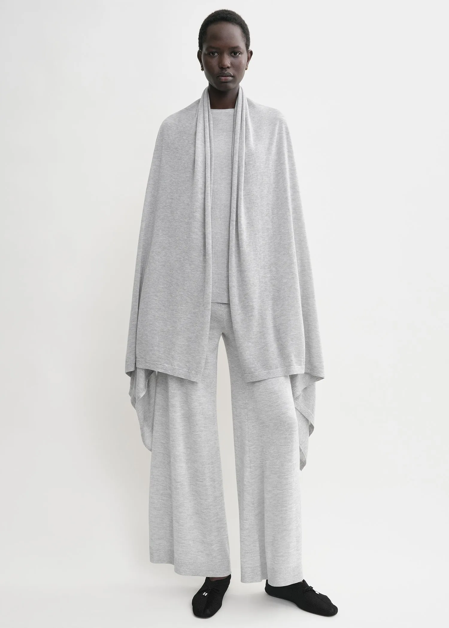 Fine knit sarong grey melange sold by Toteme product image thumbnail 2