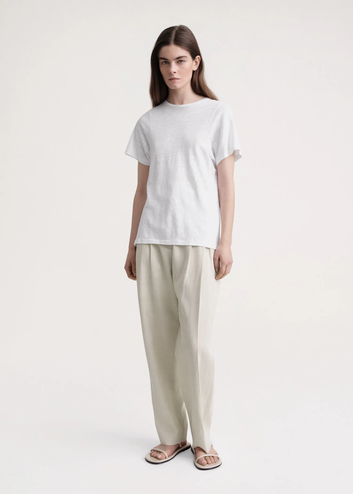 Curved seam linen tee white sold by Toteme