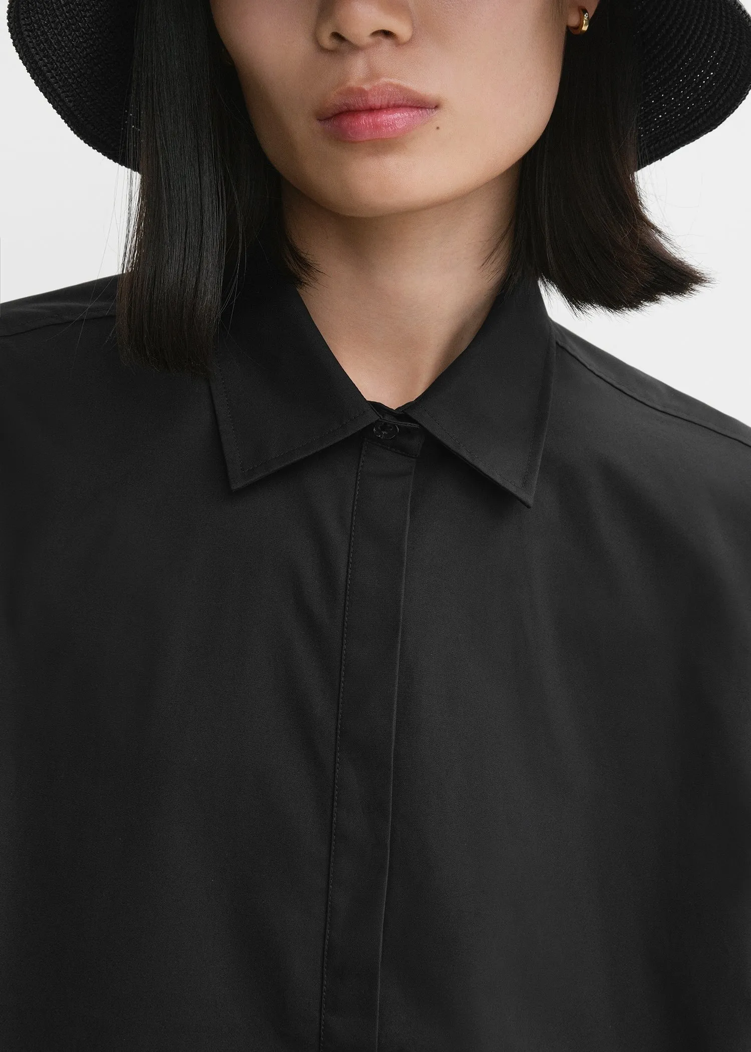 Cropped cotton-poplin shirt black sold by Toteme product image thumbnail 4