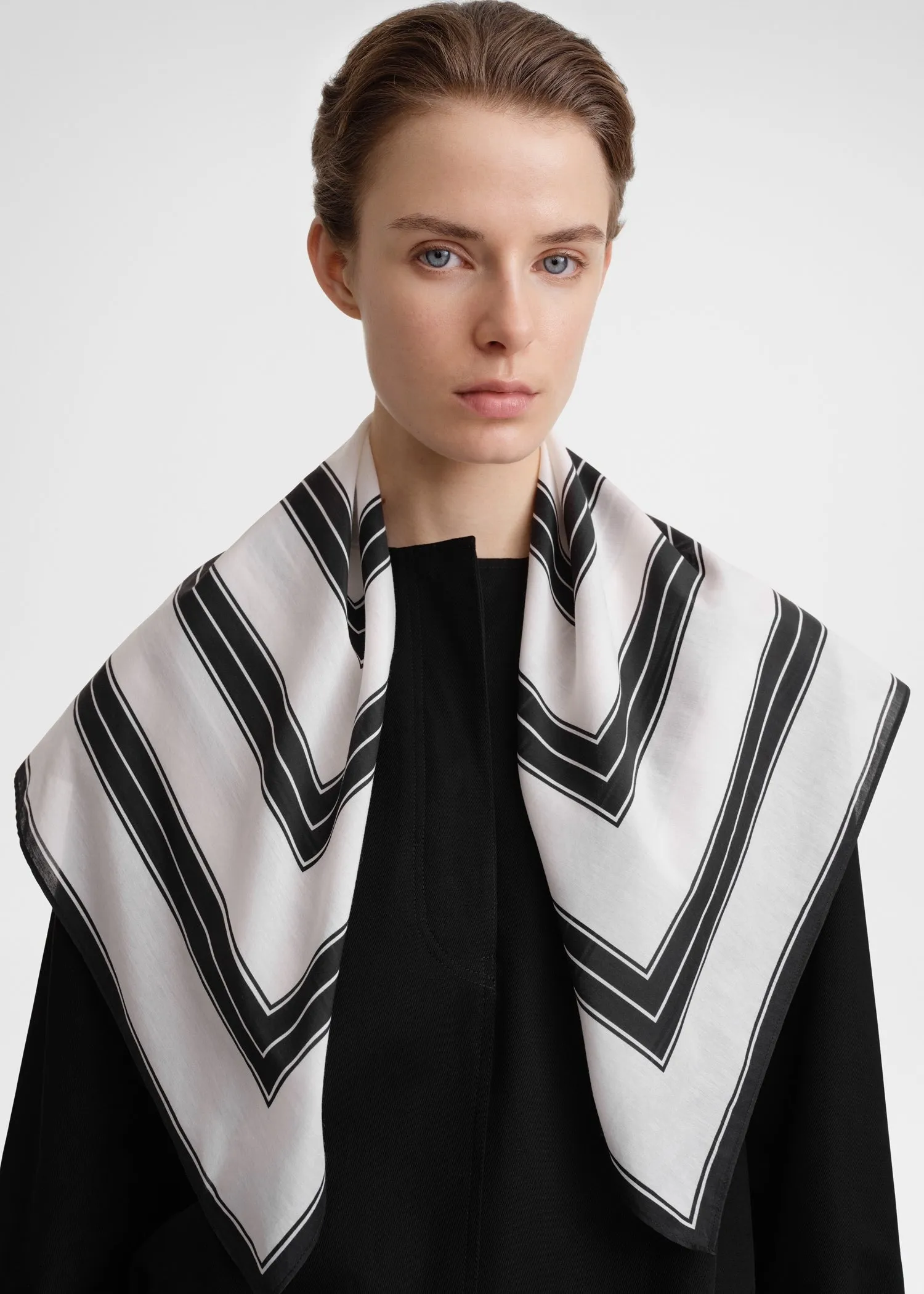 Striped cotton silk bandana black/white sold by Toteme product image thumbnail 2