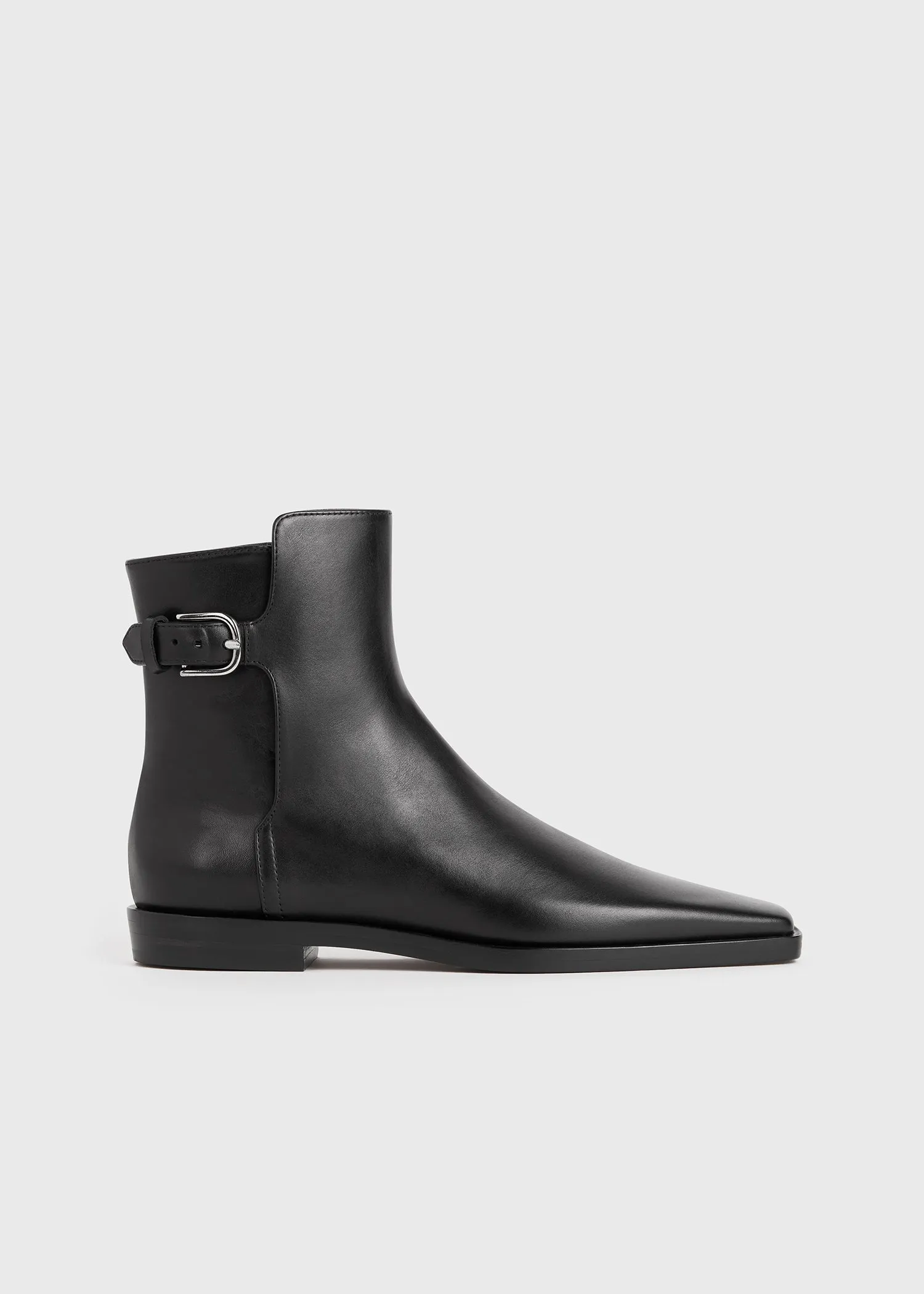 The Belted Boot black sold by Toteme