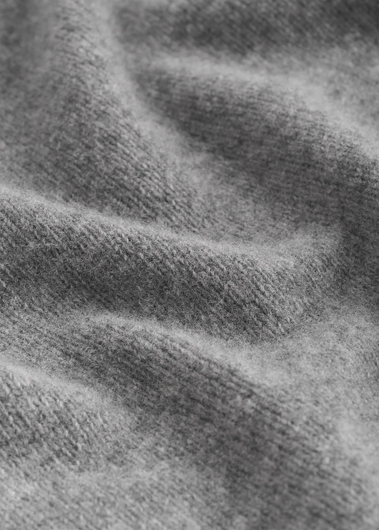 Triangle wool cashmere scarf grey melange sold by Toteme product image thumbnail 4