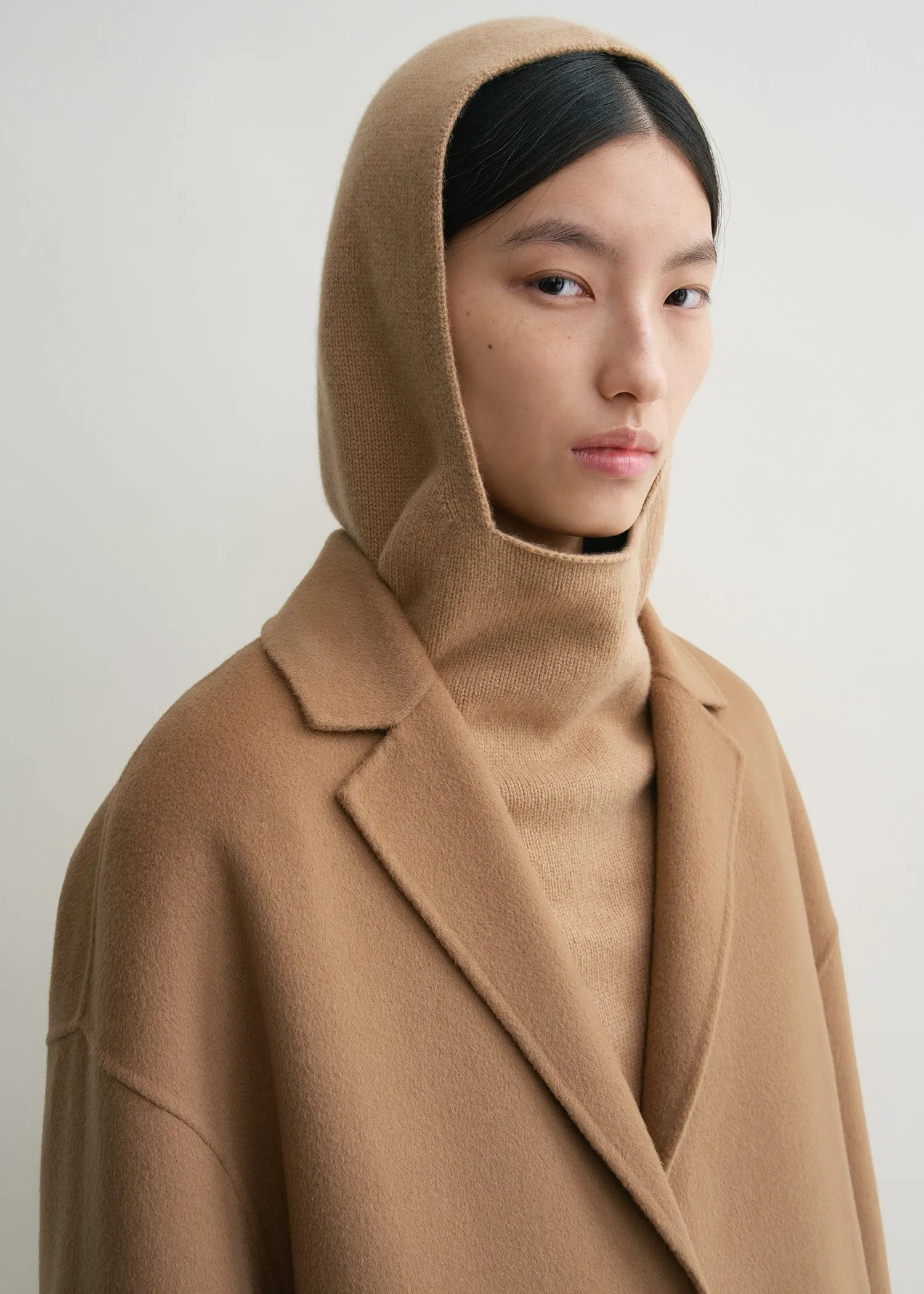 Wool cashmere hoodie bib camel sold by Toteme product image thumbnail 2