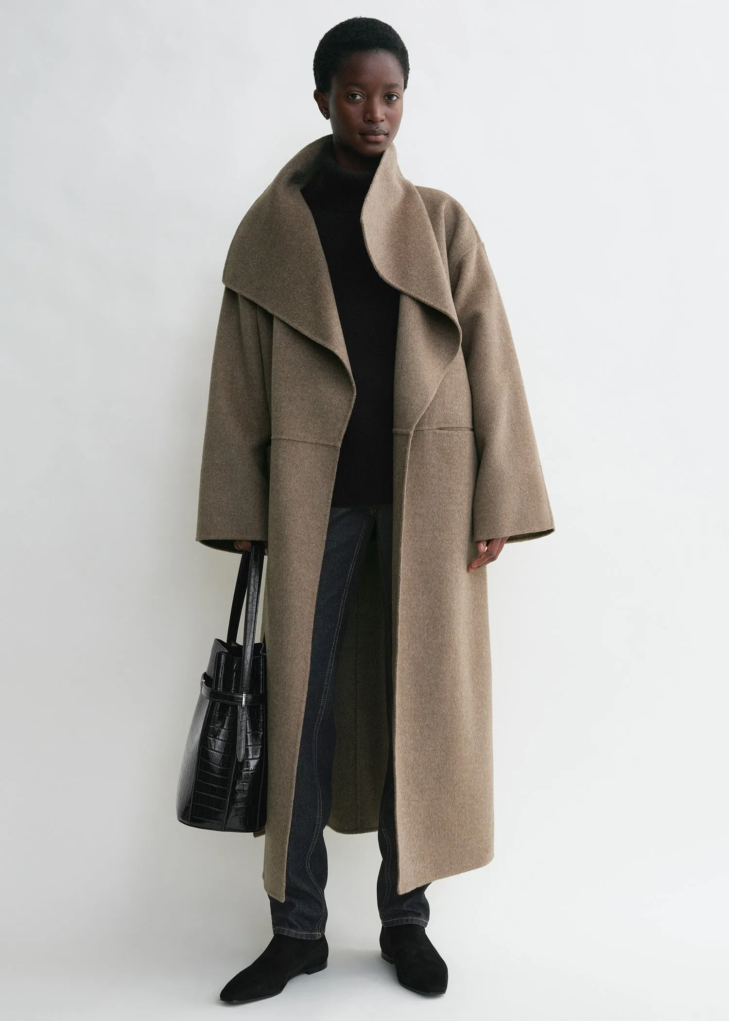 Signature wool cashmere coat oak sold by Toteme
