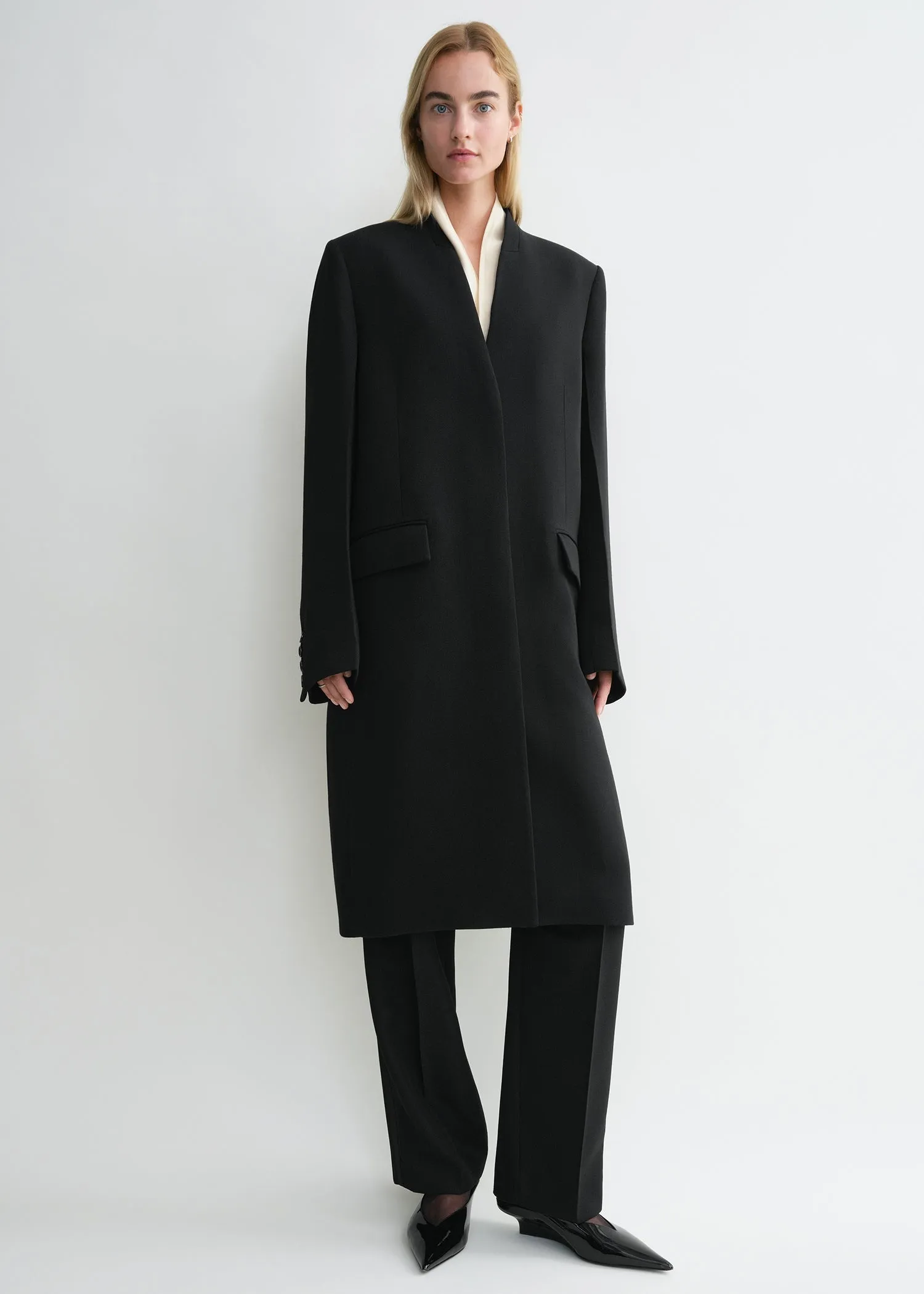 Deep pleat coat black sold by Toteme product image thumbnail 2