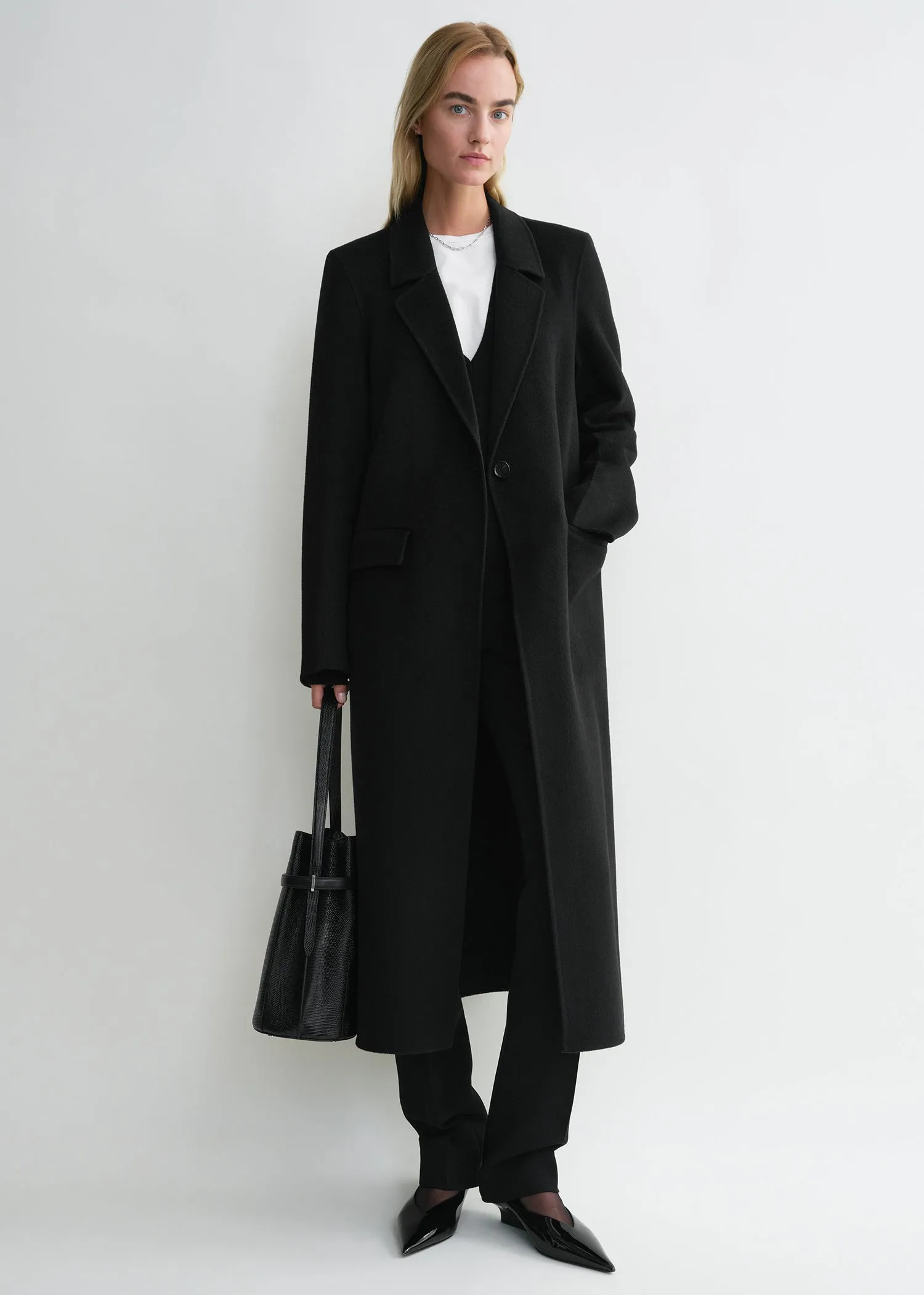 Classic doublé coat black sold by Toteme