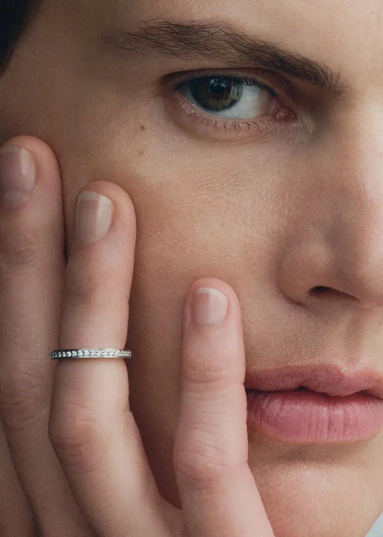 Eternity diamond midi ring 18kt white gold sold by Toteme product image thumbnail 3