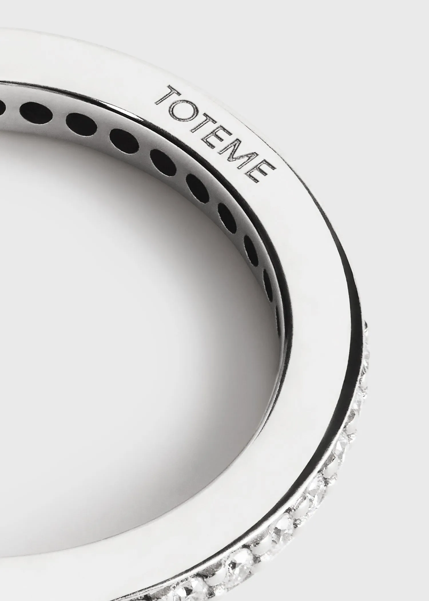 Eternity diamond midi ring 18kt white gold sold by Toteme product image thumbnail 5