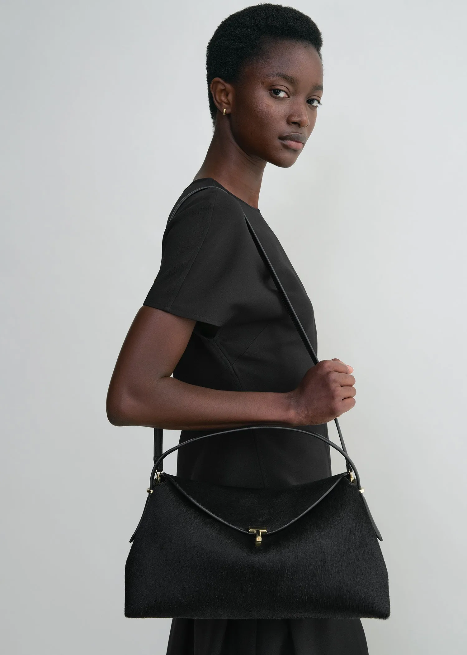 T-lock pony hair top handle black sold by Toteme product image thumbnail 3