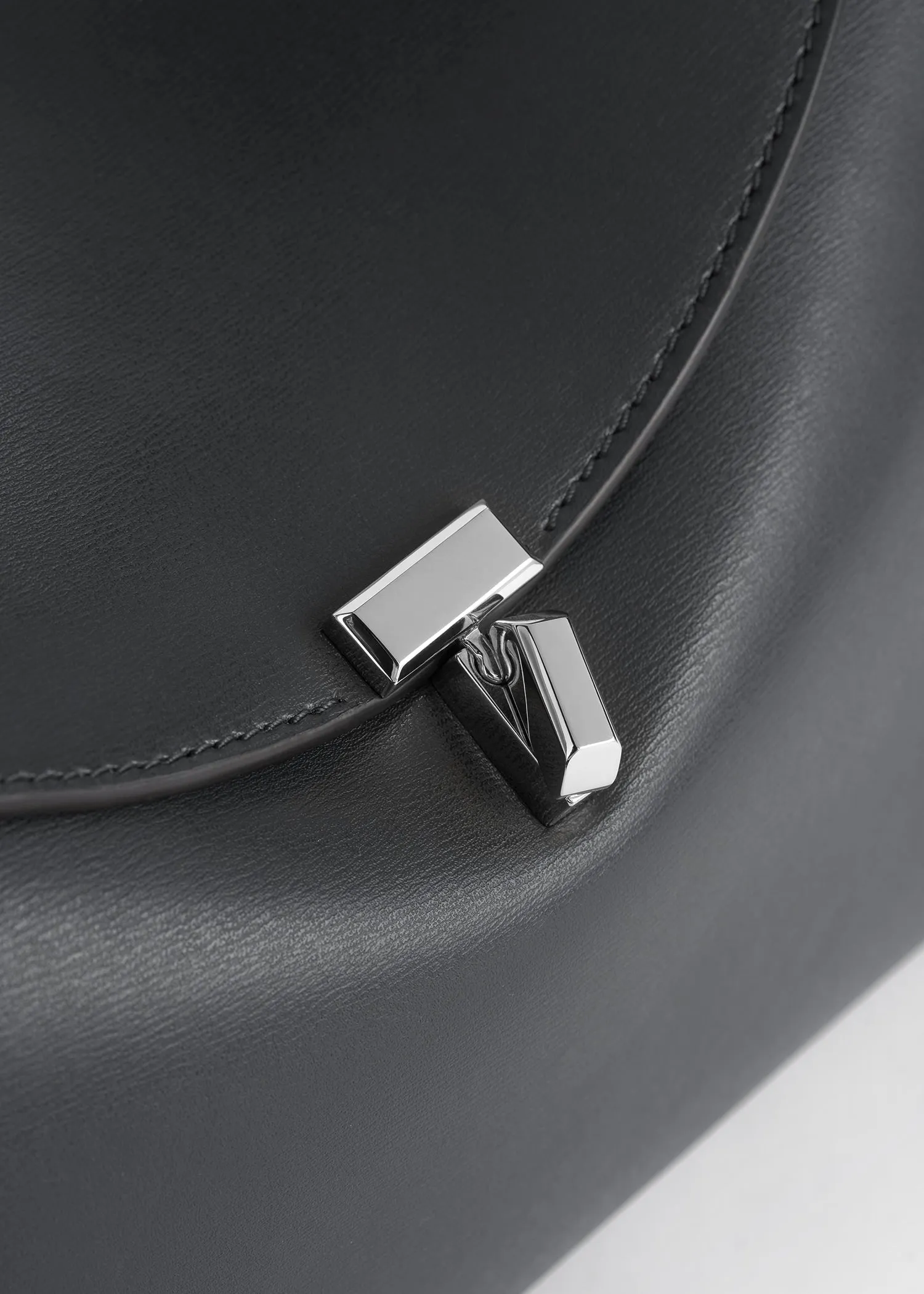 T-lock leather top handle shark sold by Toteme product image thumbnail 5