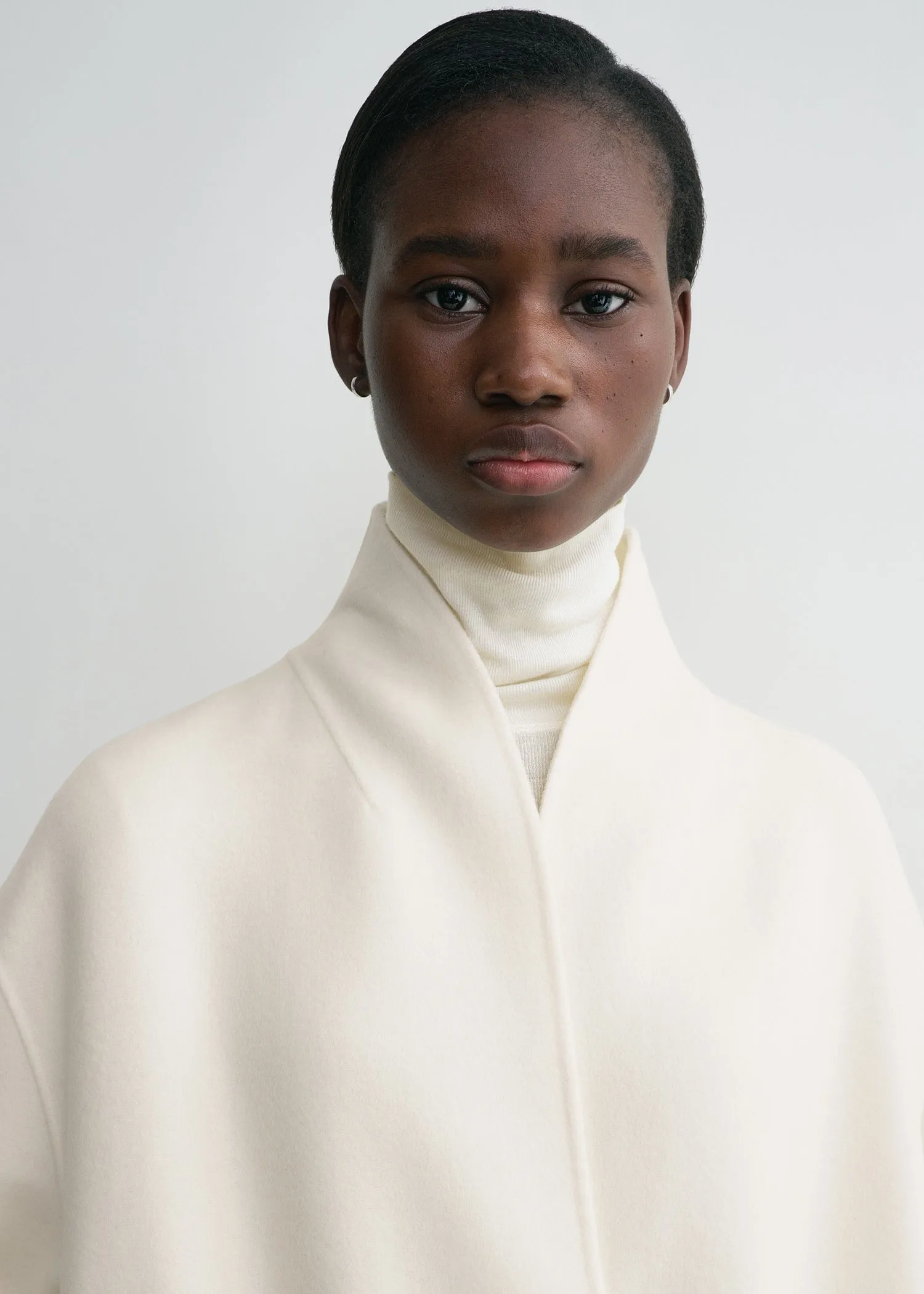 Overlay doublé coat winter white sold by Toteme product image thumbnail 4