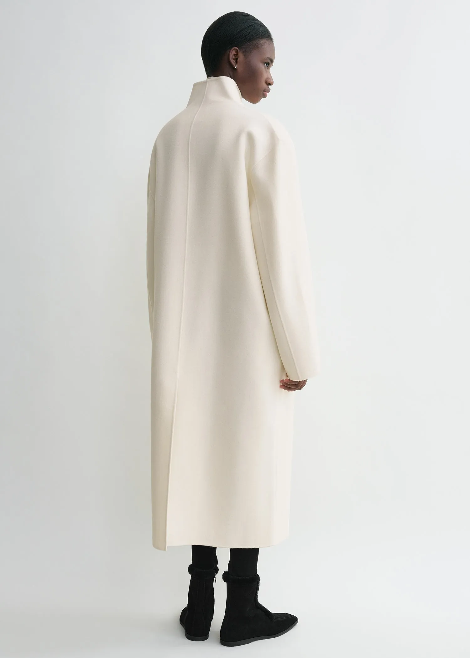 Overlay doublé coat winter white sold by Toteme product image thumbnail 2