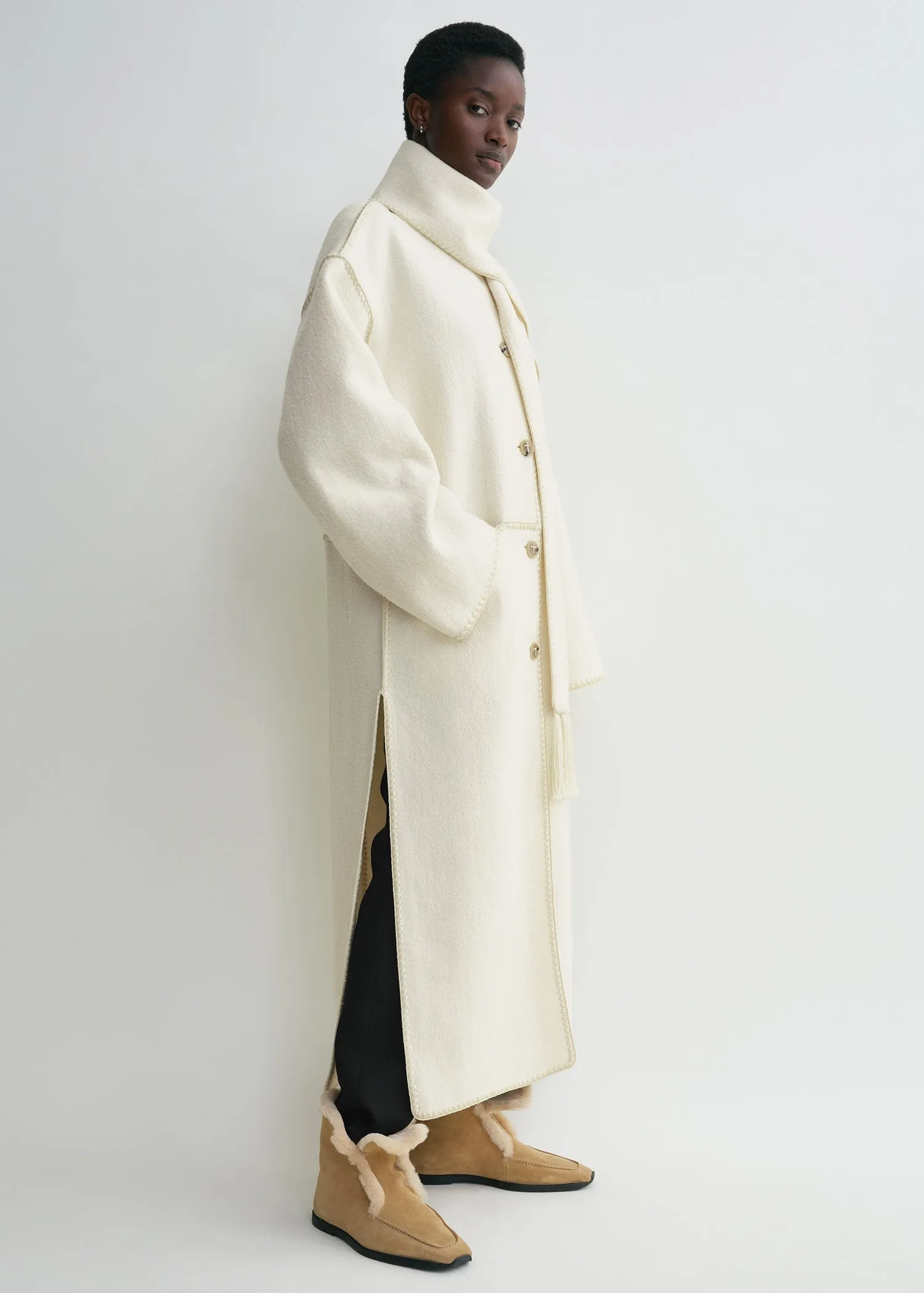 Embroidered scarf coat off white sold by Toteme product image thumbnail 3