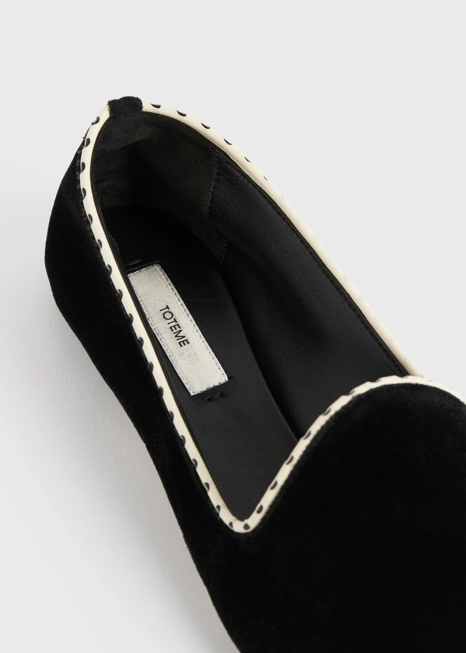 Velvet venetian slippers black sold by Toteme product image thumbnail 4