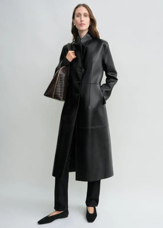 Slim leather coat black made by Toteme