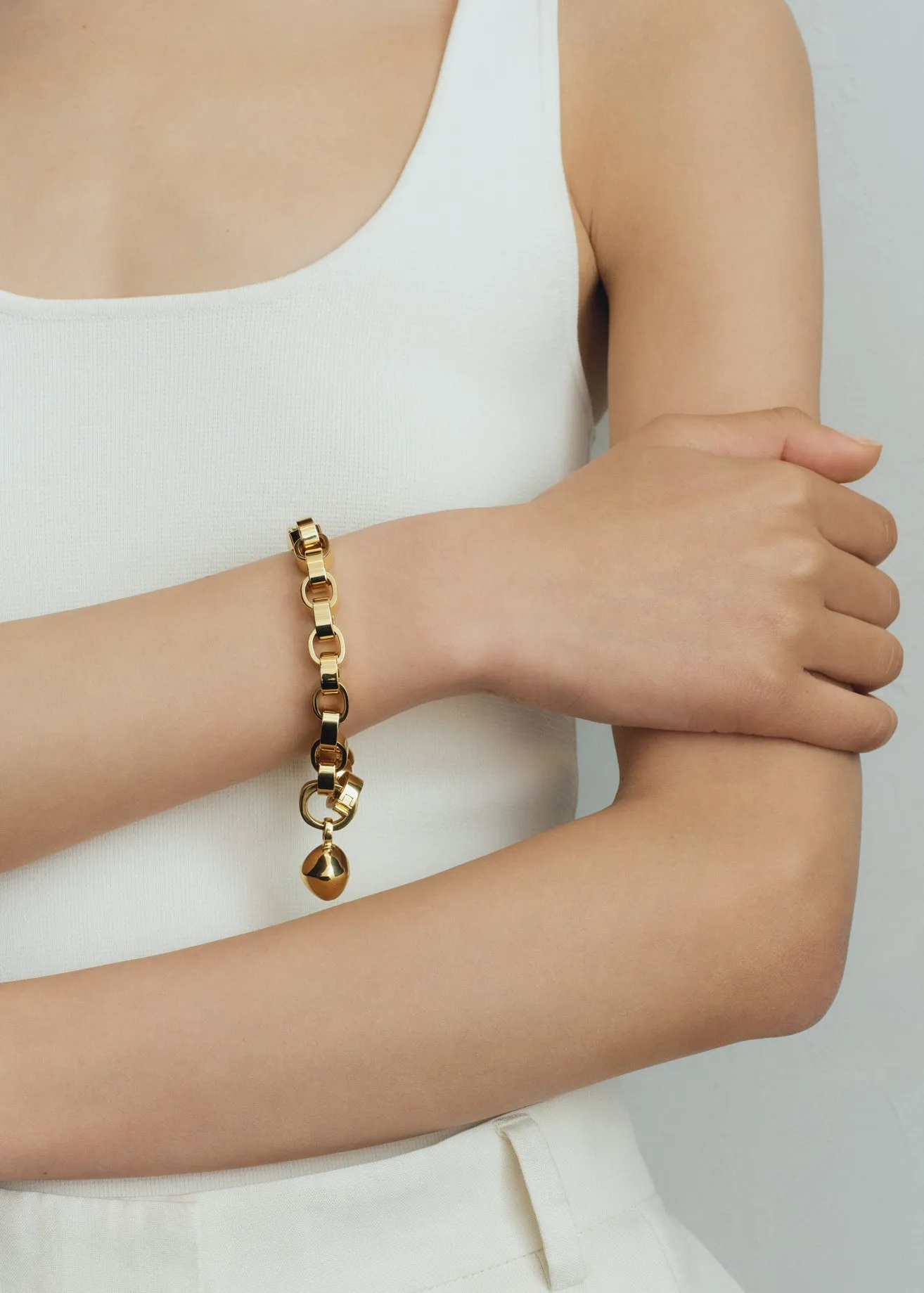 Pebble bracelet gold sold by Toteme product image thumbnail 2