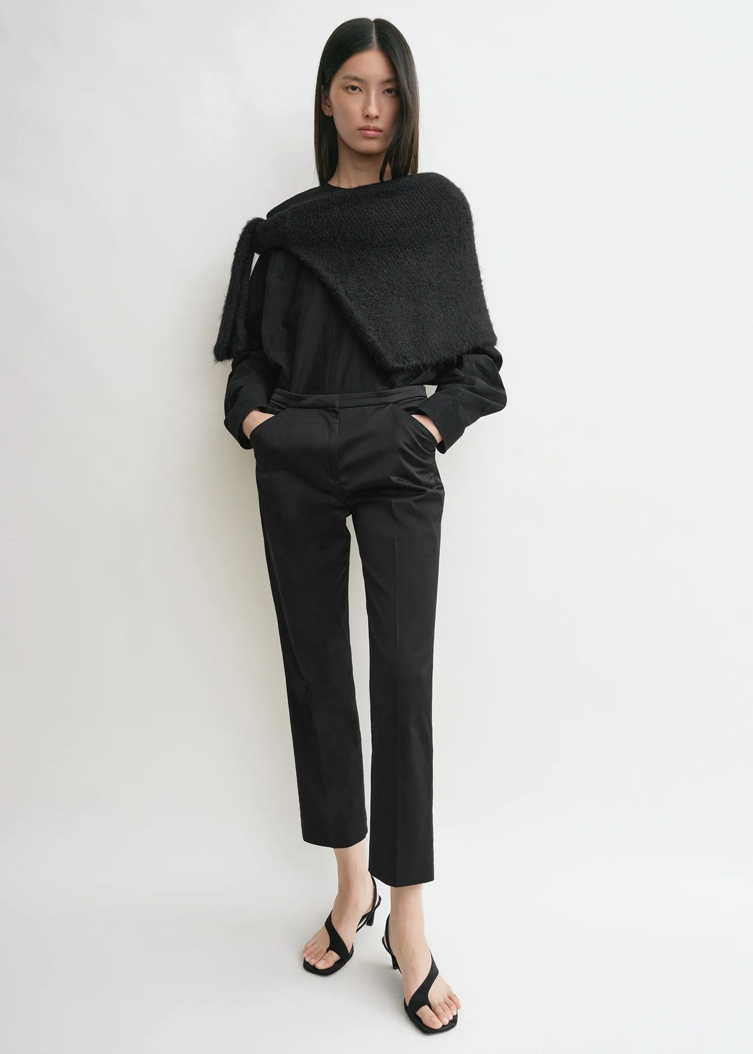 Cropped straight trousers black sold by Toteme
