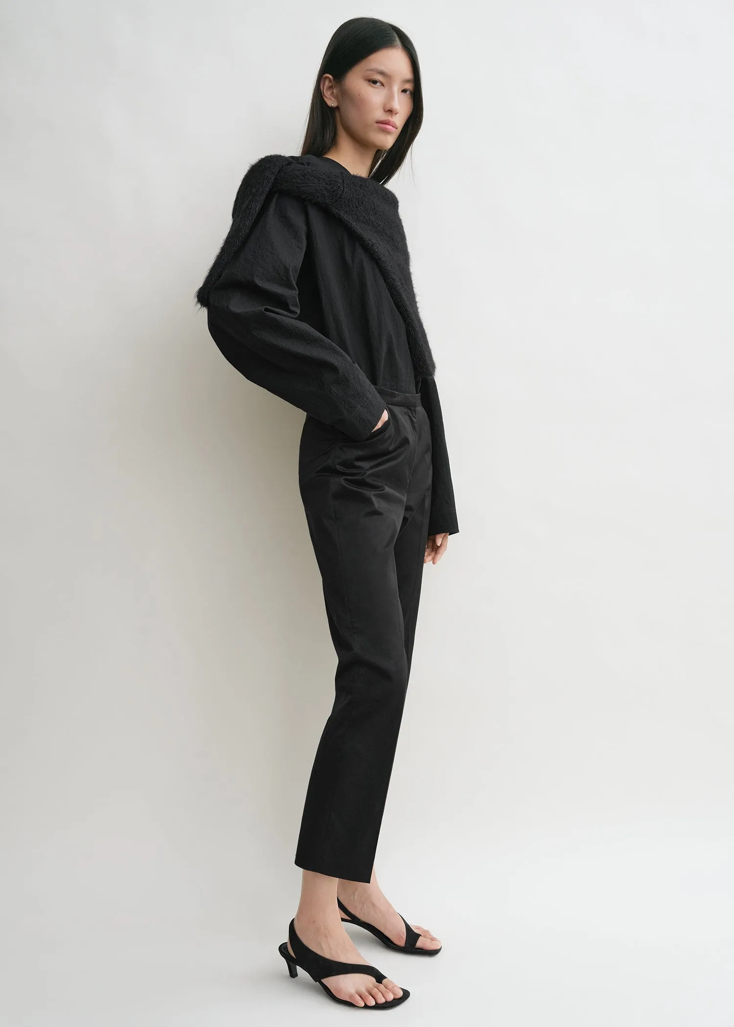 Cropped straight trousers black sold by Toteme product image thumbnail 2