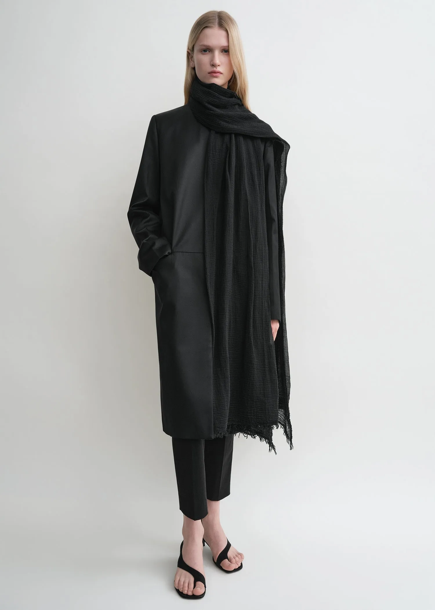 Crinkled scarf black sold by Toteme product image thumbnail 2