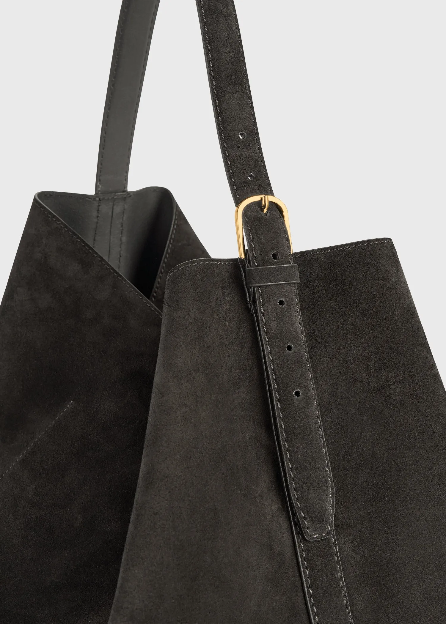 Belted suede tote pepper sold by Toteme product image thumbnail 4