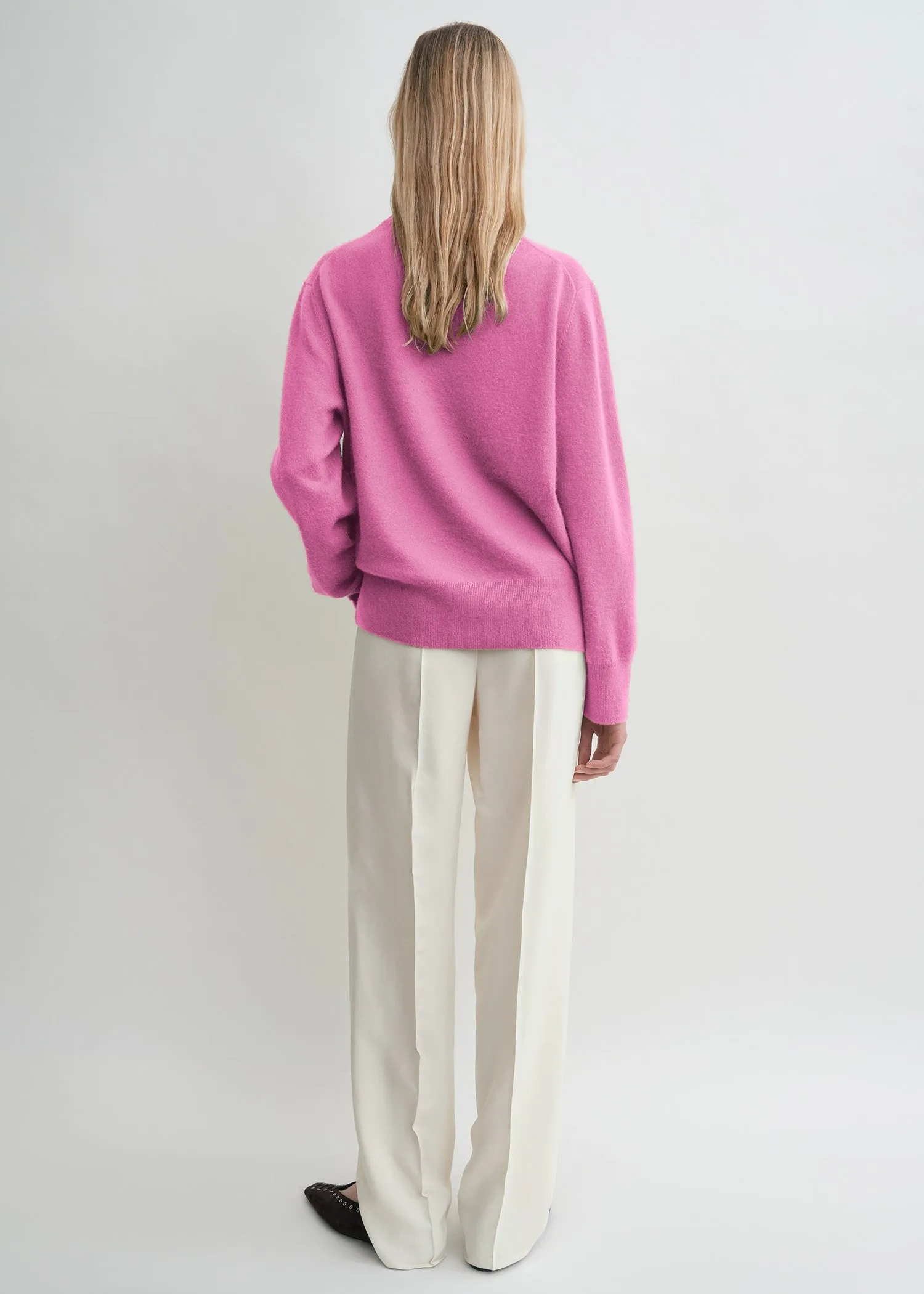 Crew-neck cashmere knit hot pink sold by Toteme product image thumbnail 3