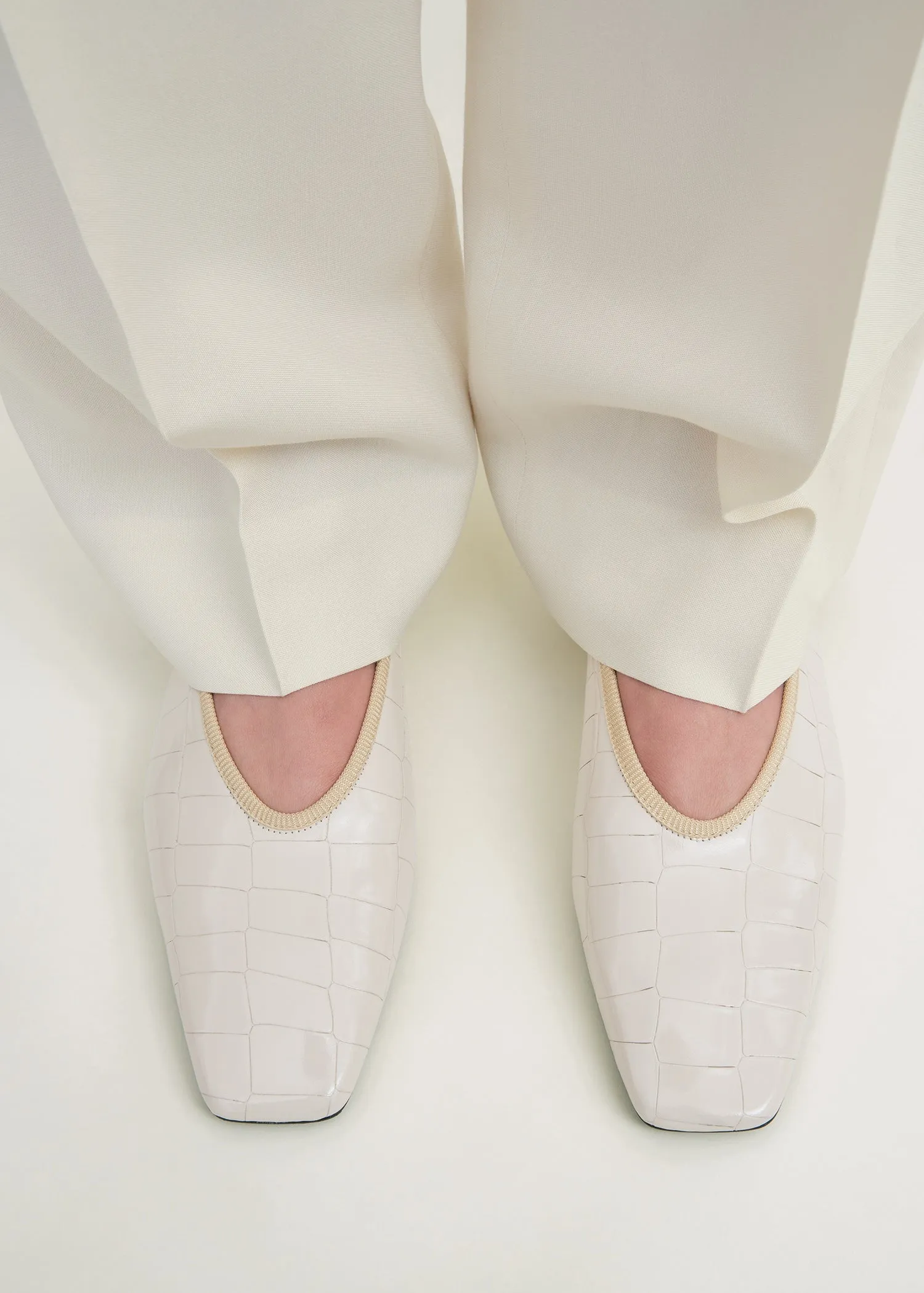 Minimalist croco-embossed ballerinas oyster sold by Toteme product image thumbnail 2