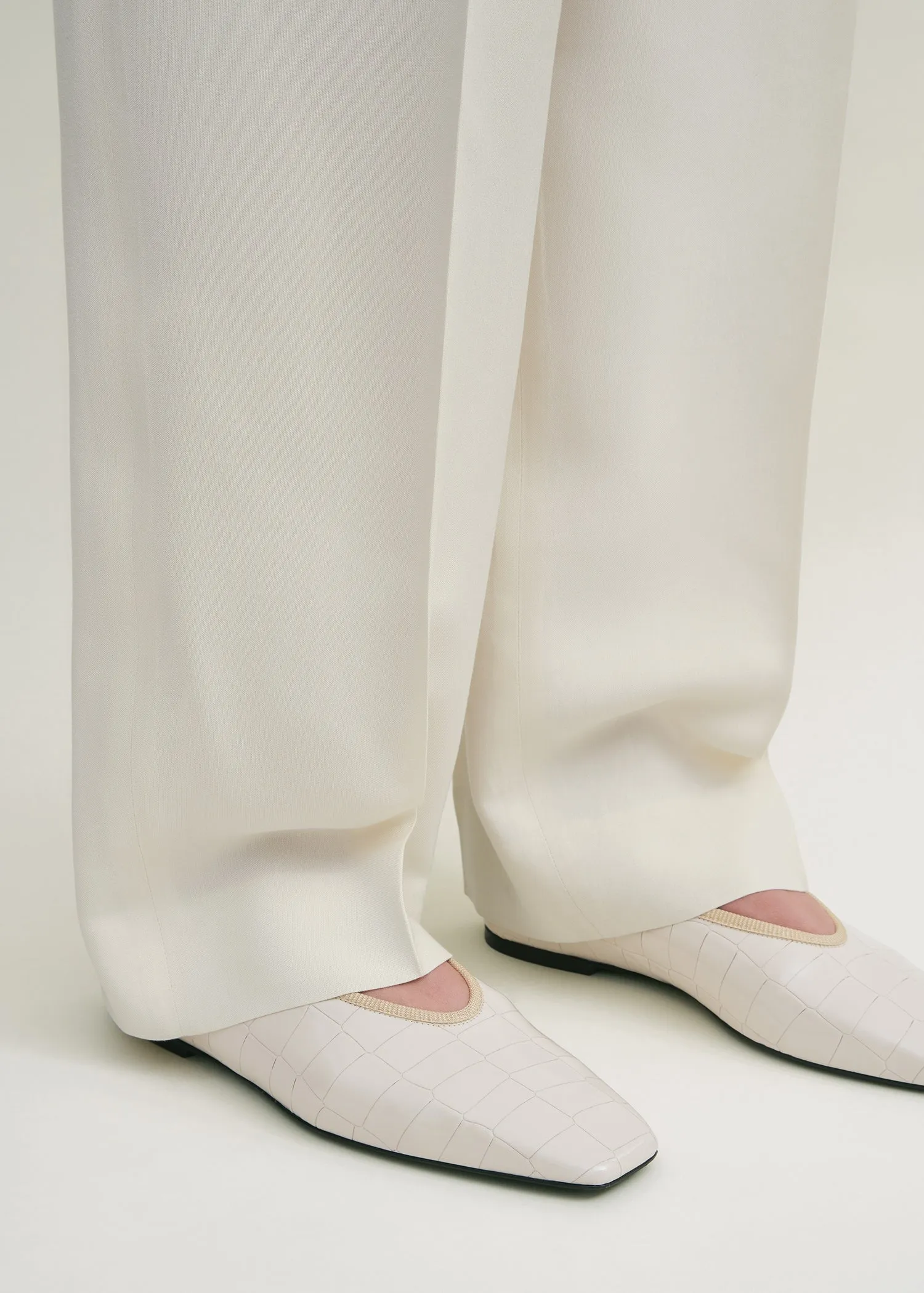 Minimalist croco-embossed ballerinas oyster sold by Toteme product image thumbnail 3
