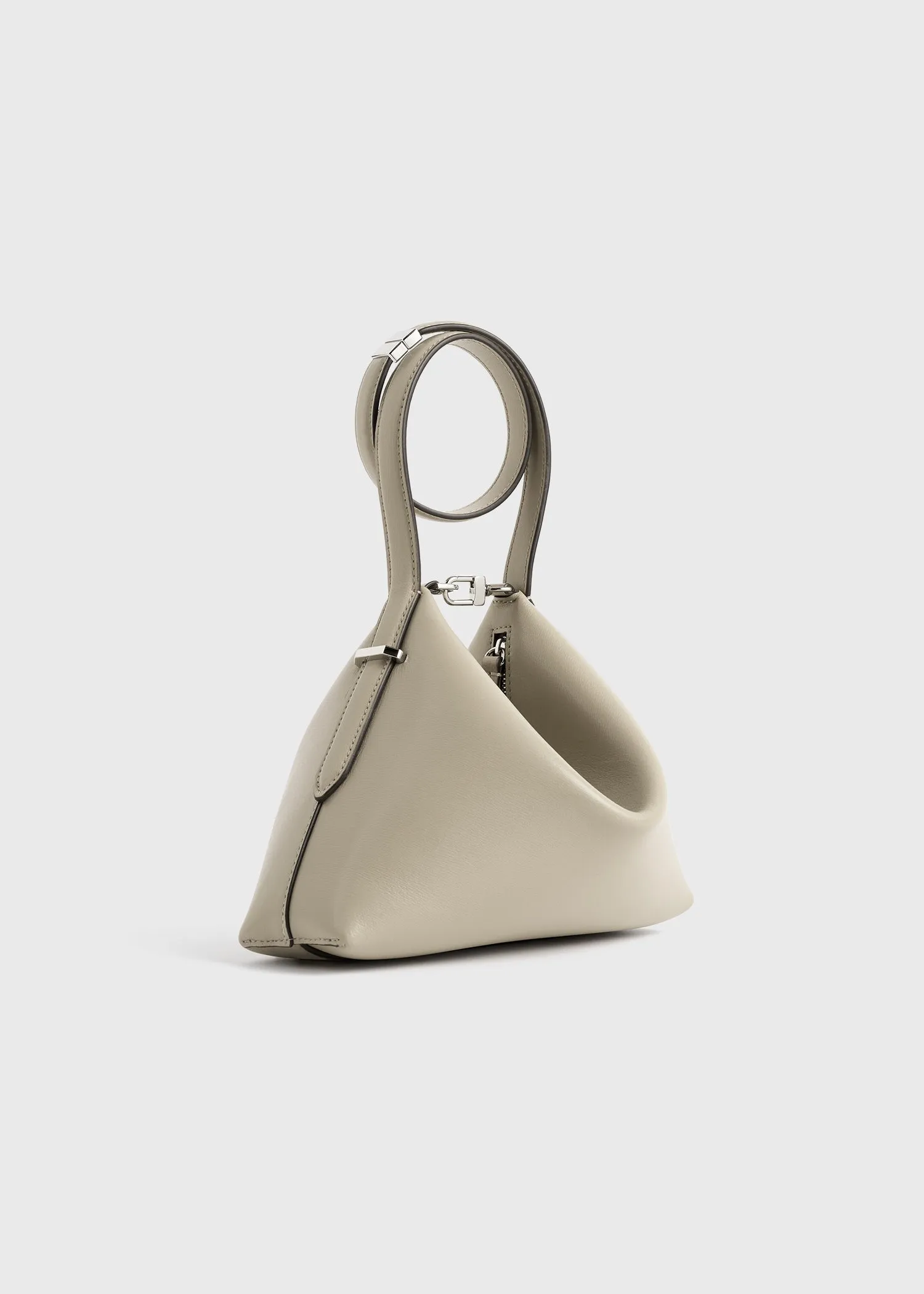 Bevel leather wristlet fawn sold by Toteme product image thumbnail 4