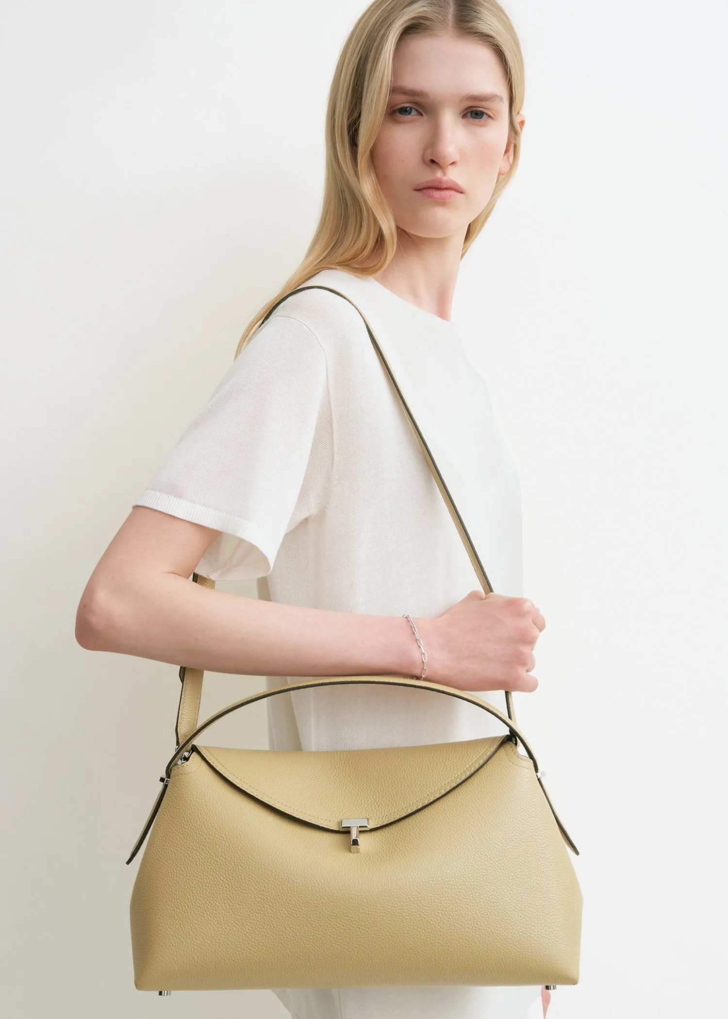 T-lock grained-leather top handle desert sold by Toteme product image thumbnail 3