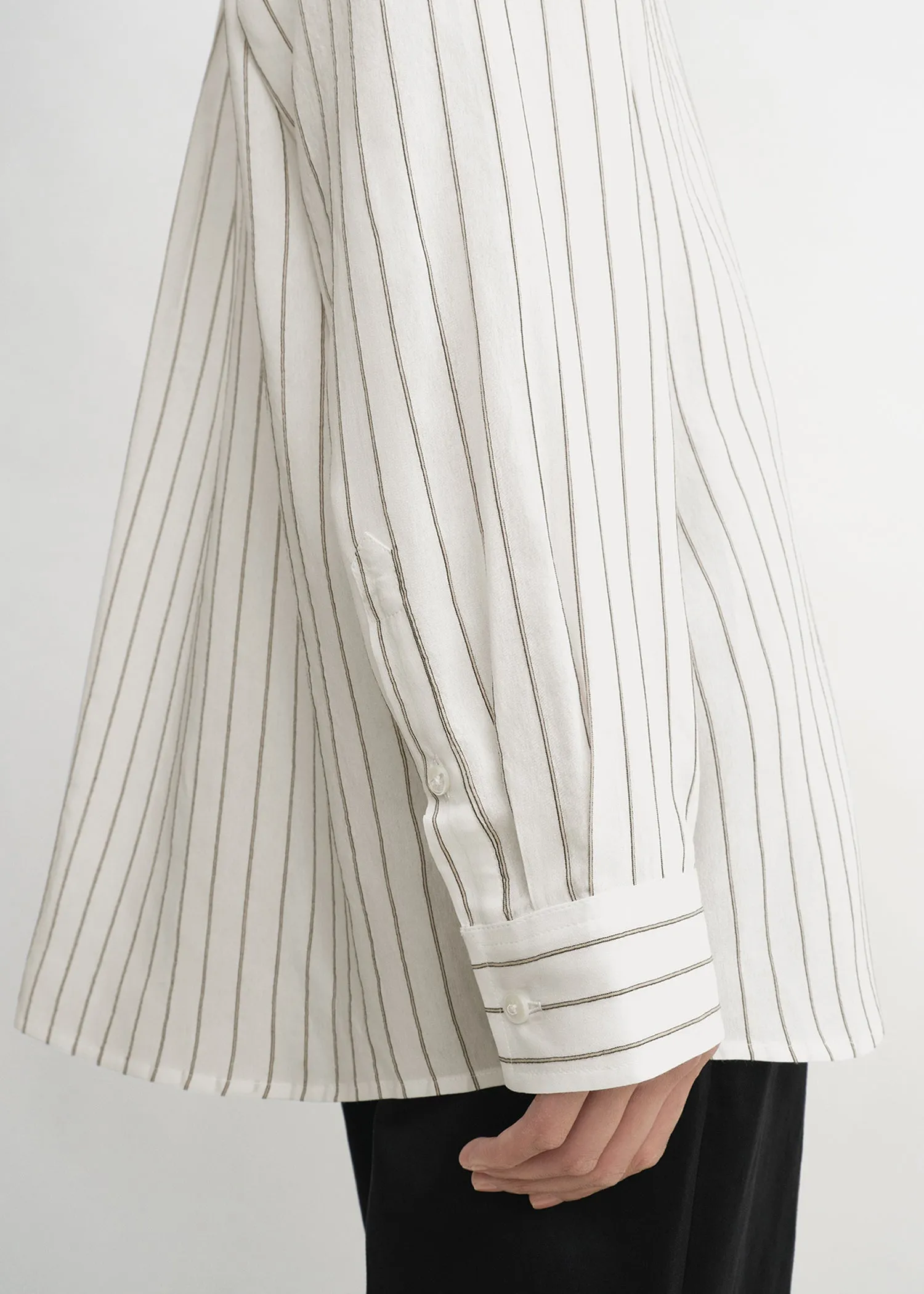 Classic stripe shirt white/oyster sold by Toteme product image thumbnail 4