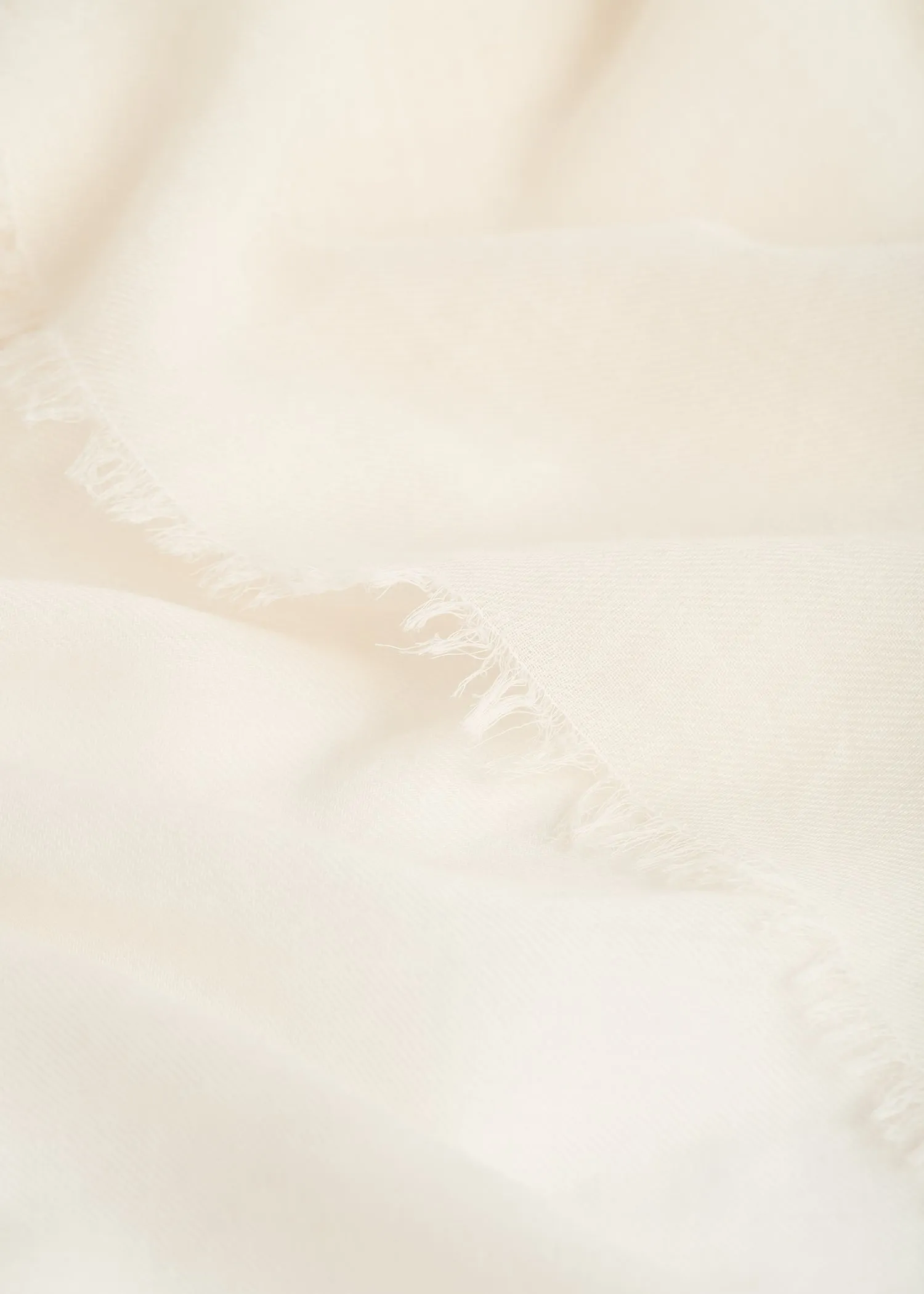 Light wool blanket scarf off-white sold by Toteme product image thumbnail 5