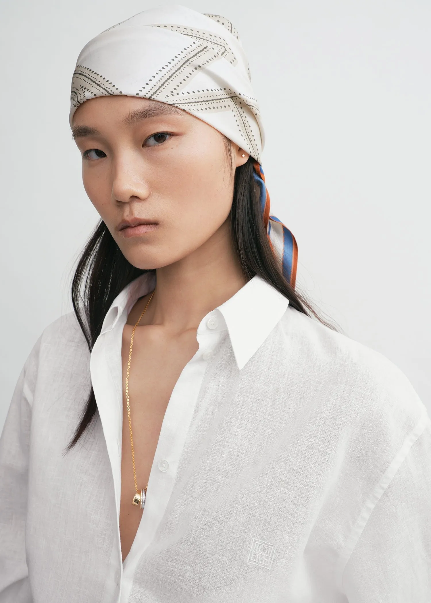 Collector scarf ecru/navy sold by Toteme product image thumbnail 4