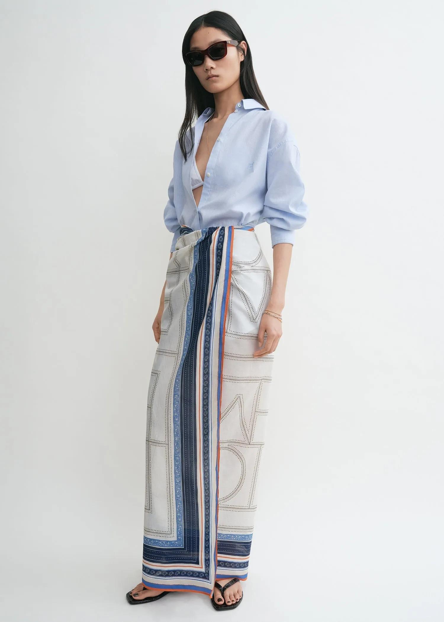 Collector sarong ecru/navy sold by Toteme product image thumbnail 3