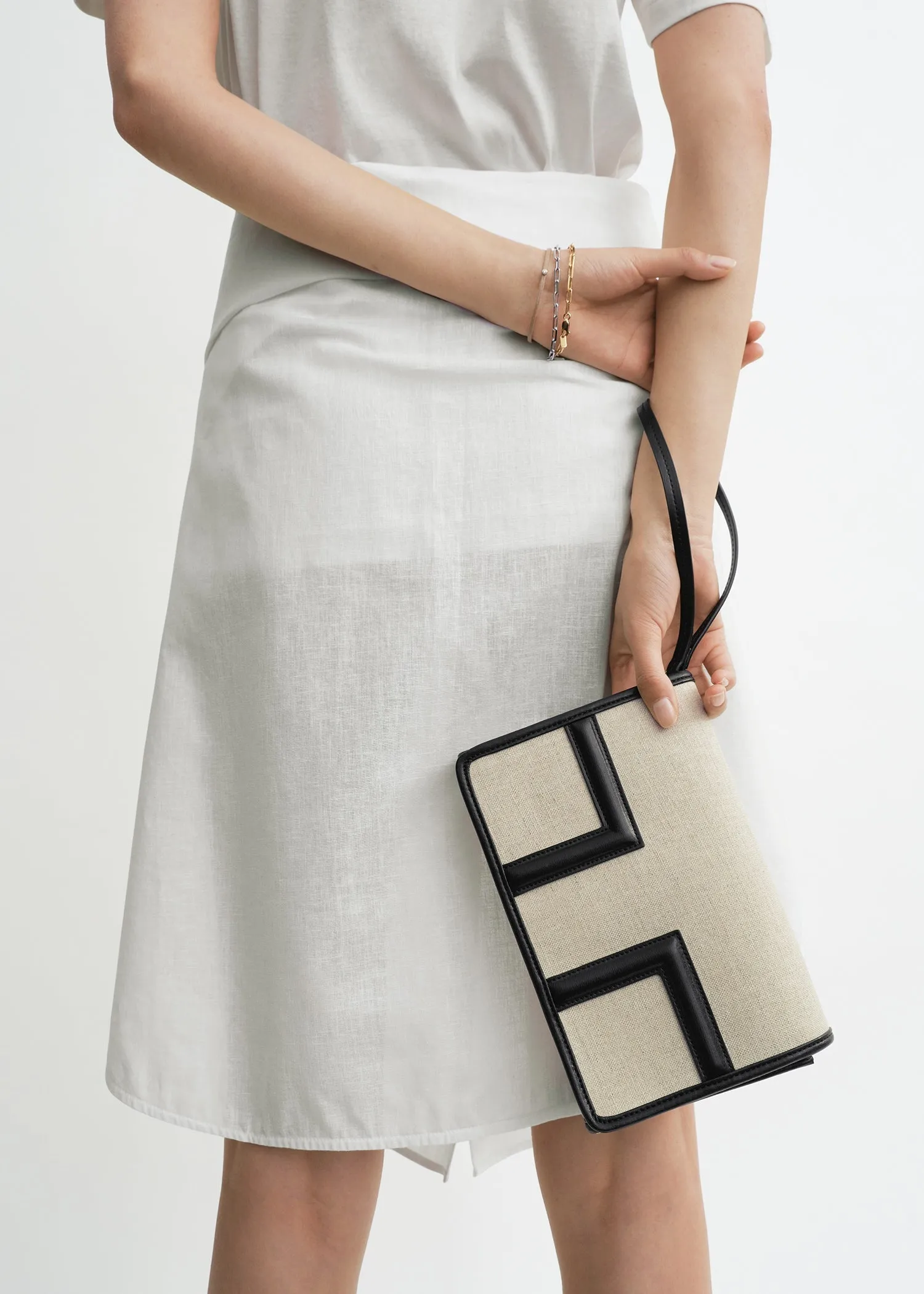 T-flap envelope ecru sold by Toteme product image thumbnail 3