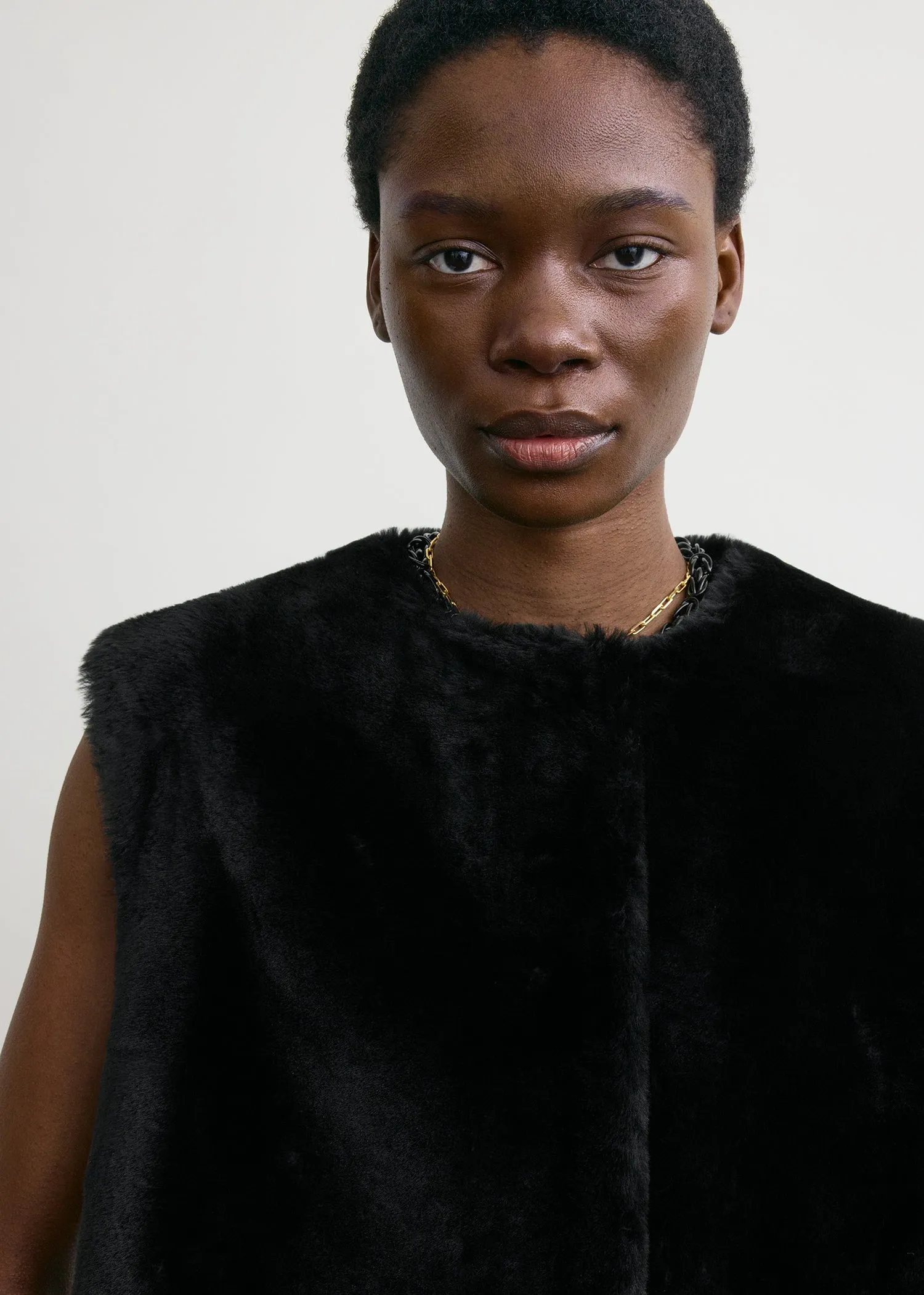 Plush shearling vest black sold by Toteme product image thumbnail 5