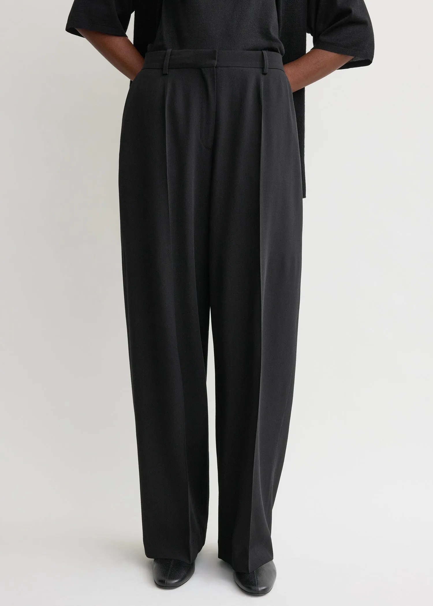 Wide fluid trousers black sold by Toteme product image thumbnail 4