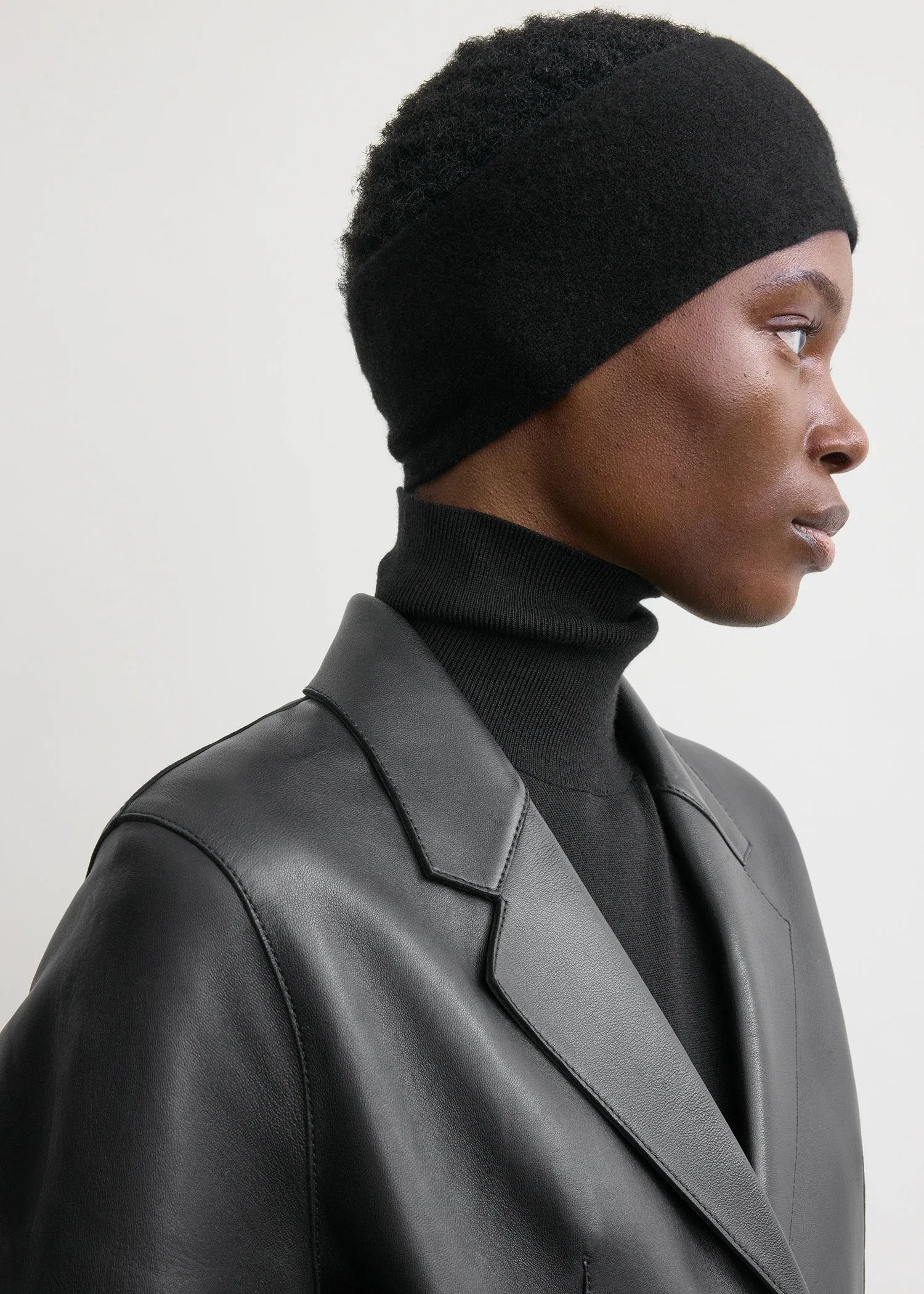 Cashmere headband black sold by Toteme product image thumbnail 3