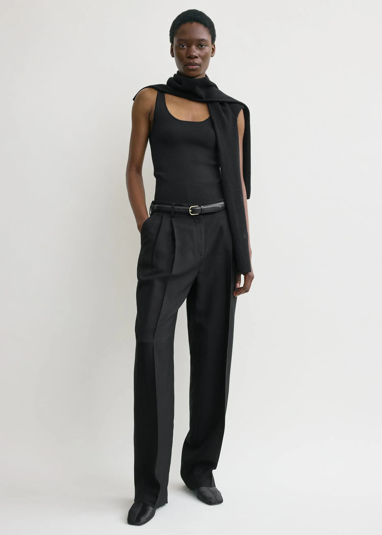 Sleeve scarf black sold by Toteme product image thumbnail 2