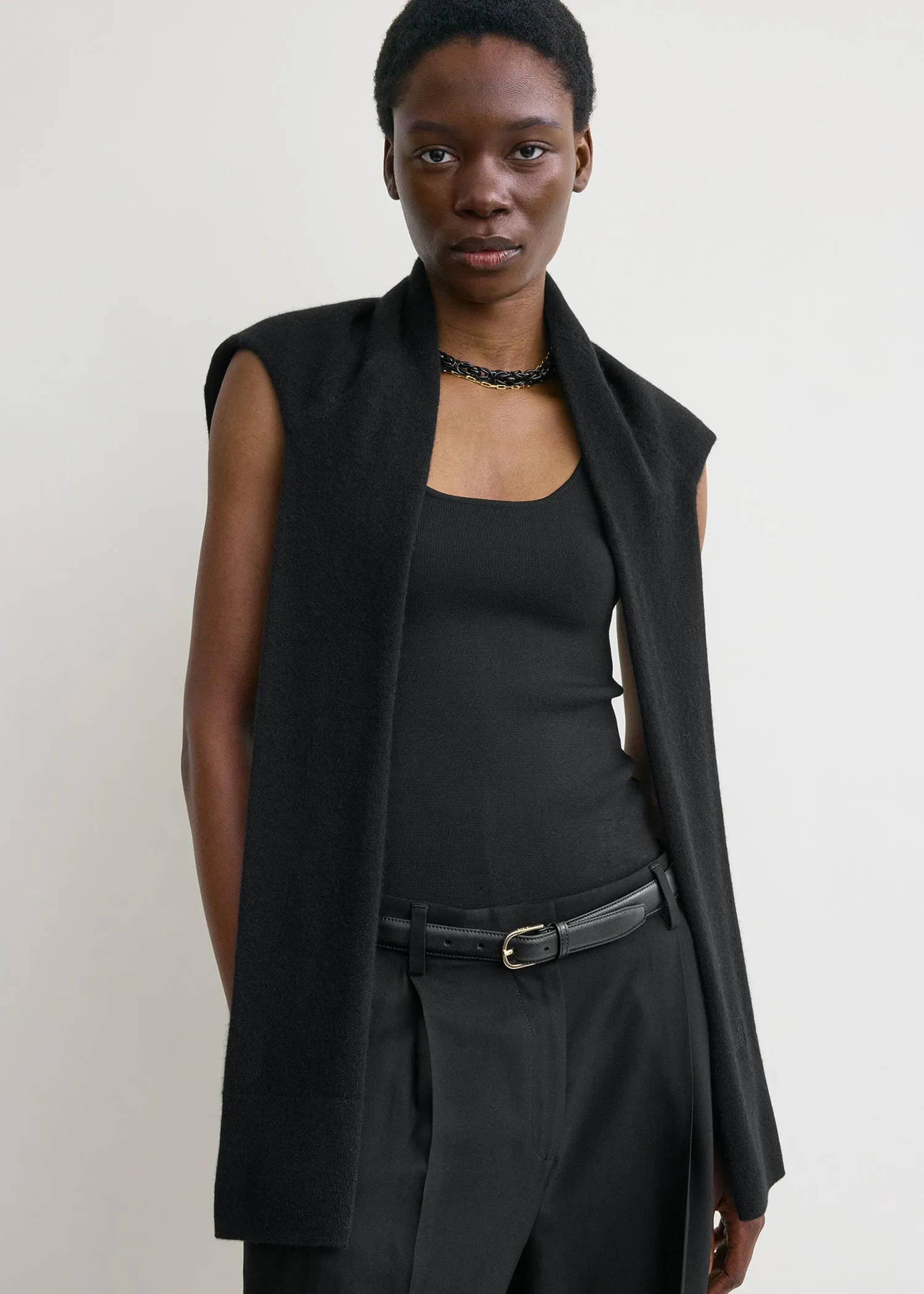 Sleeve scarf black sold by Toteme product image thumbnail 3