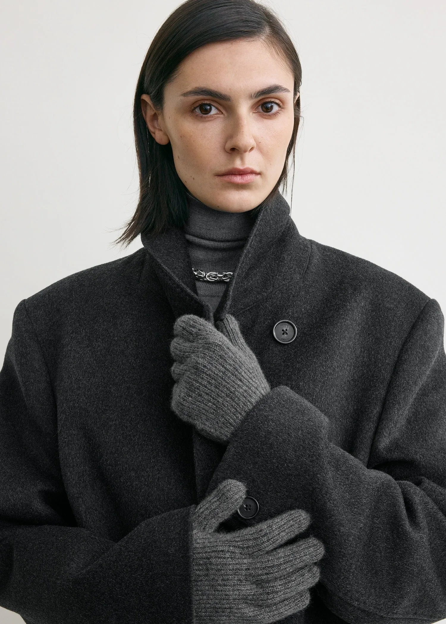 Cashmere gloves charcoal sold by Toteme product image thumbnail 2