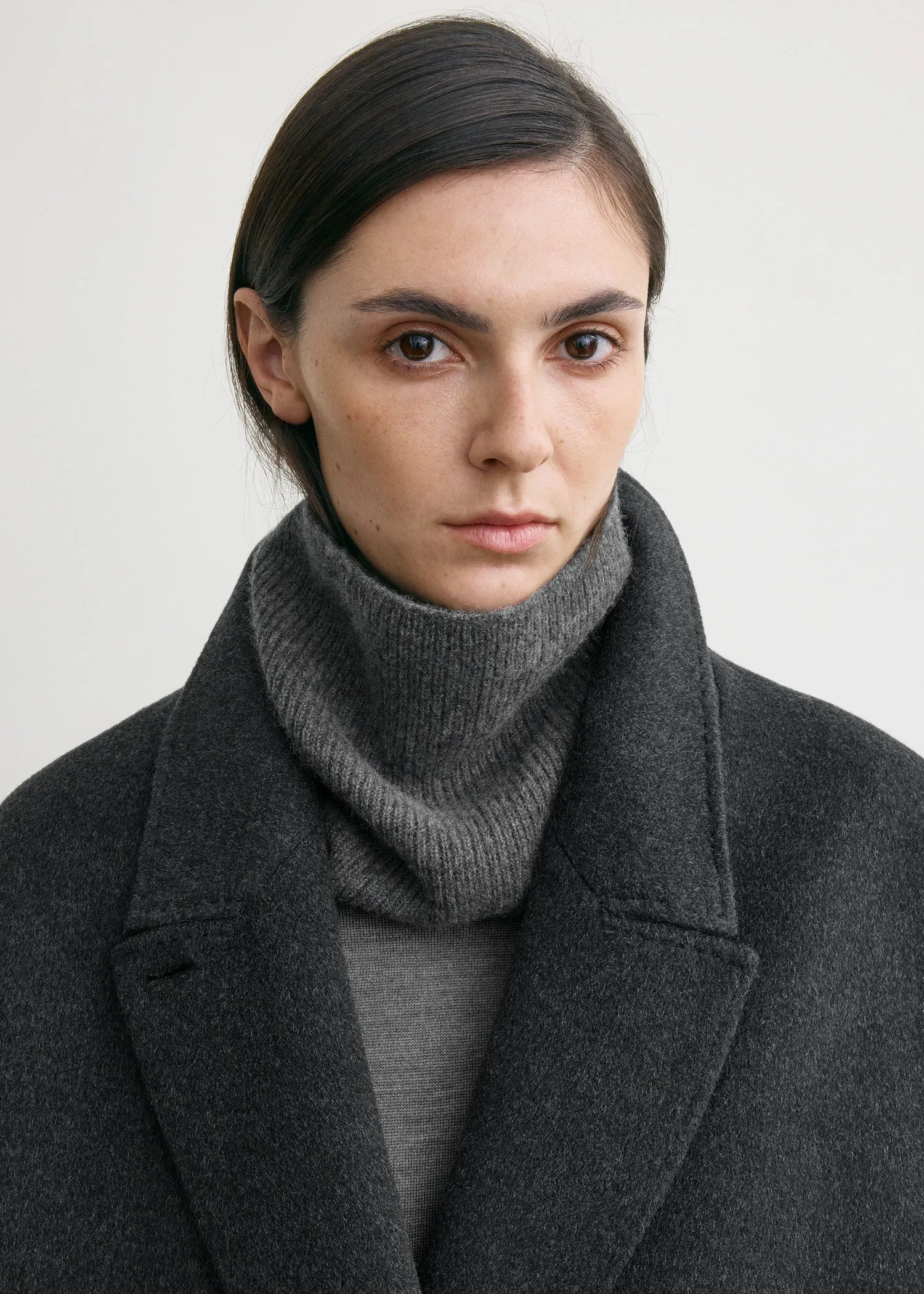 Cashmere neck warmer charcoal sold by Toteme product image thumbnail 2