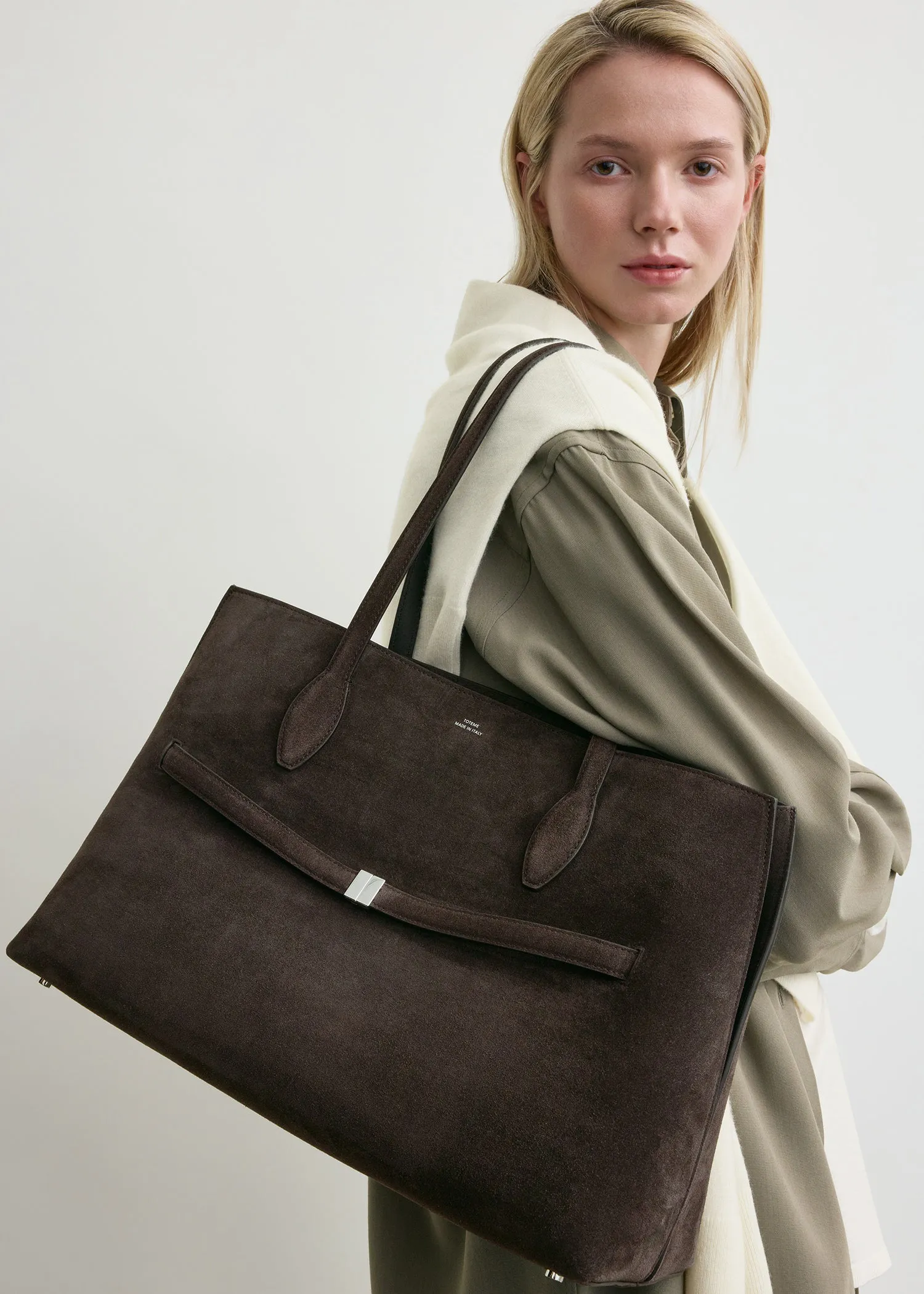 Suede lounge tote brown sold by Toteme product image thumbnail 3
