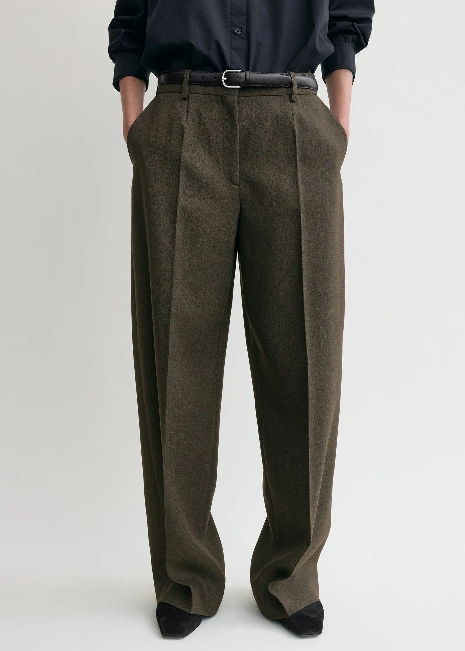 Wide tailored trousers forest sold by Toteme product image thumbnail 4