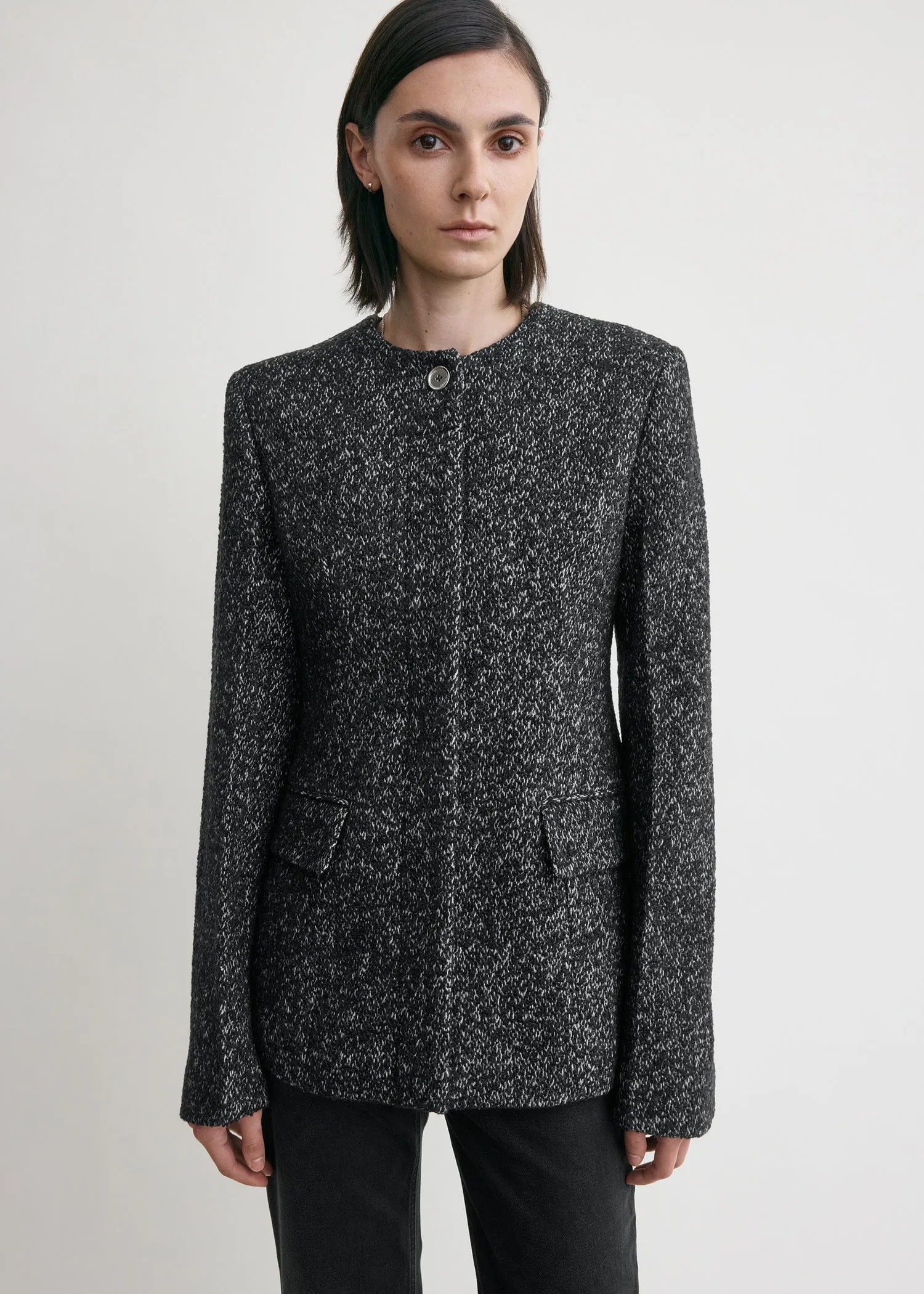 Collarless cinched jacket black/white sold by Toteme product image thumbnail 4