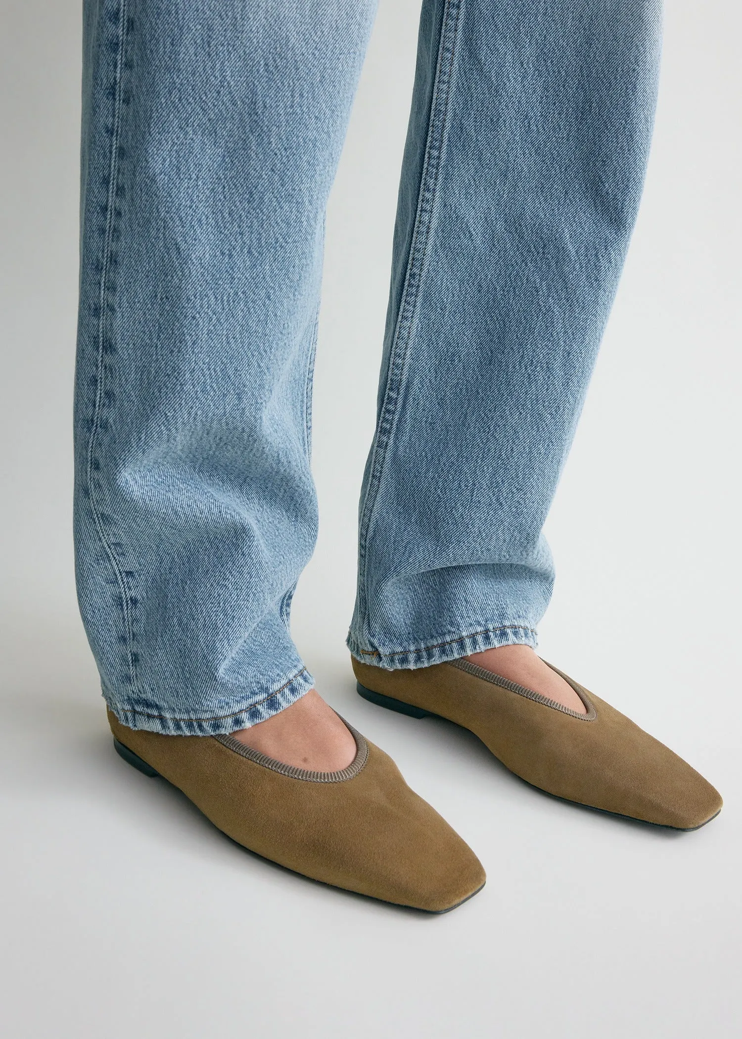 Minimalist suede ballerinas hazel sold by Toteme product image thumbnail 3