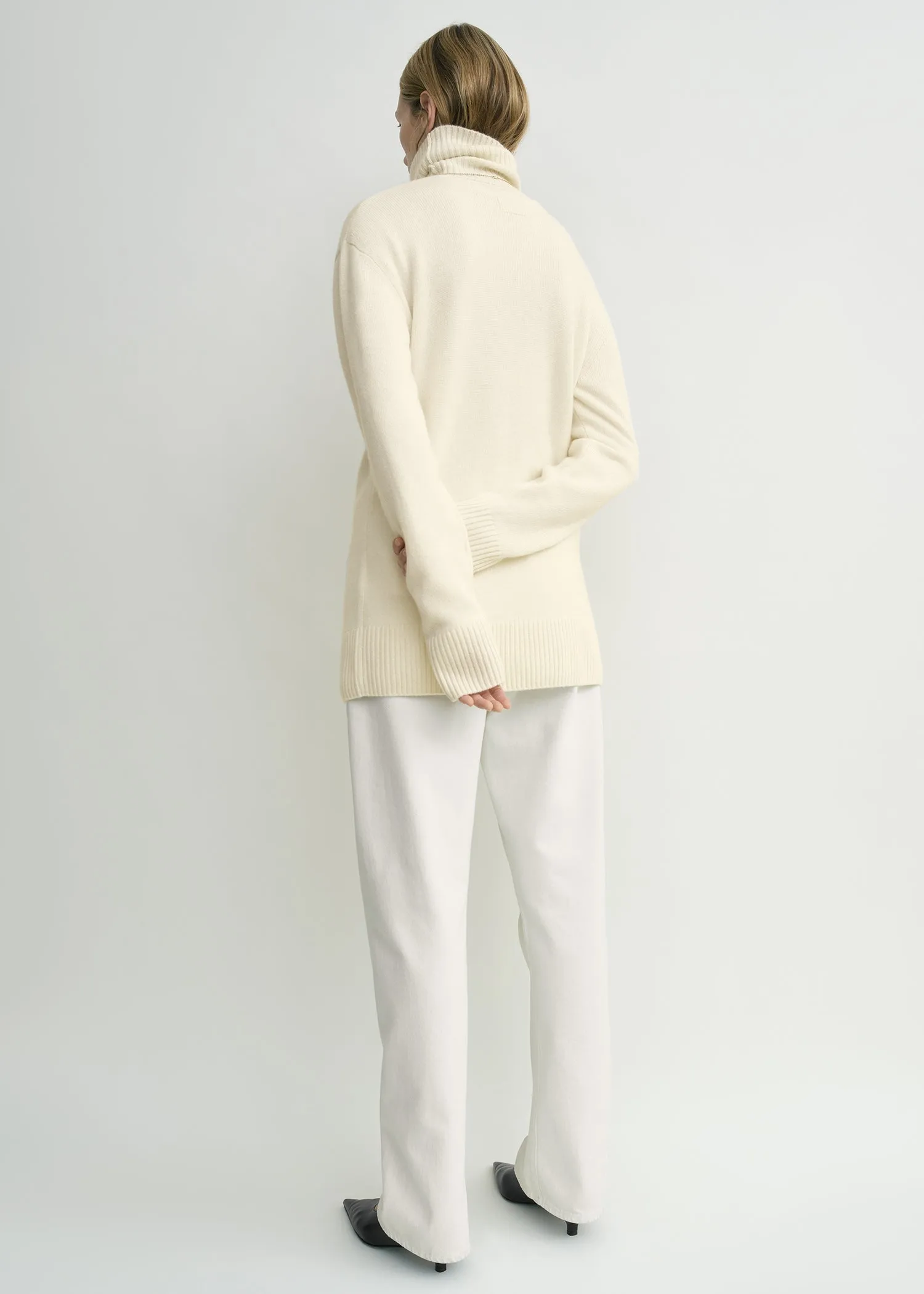 Cashmere turtleneck ecru sold by Toteme product image thumbnail 3