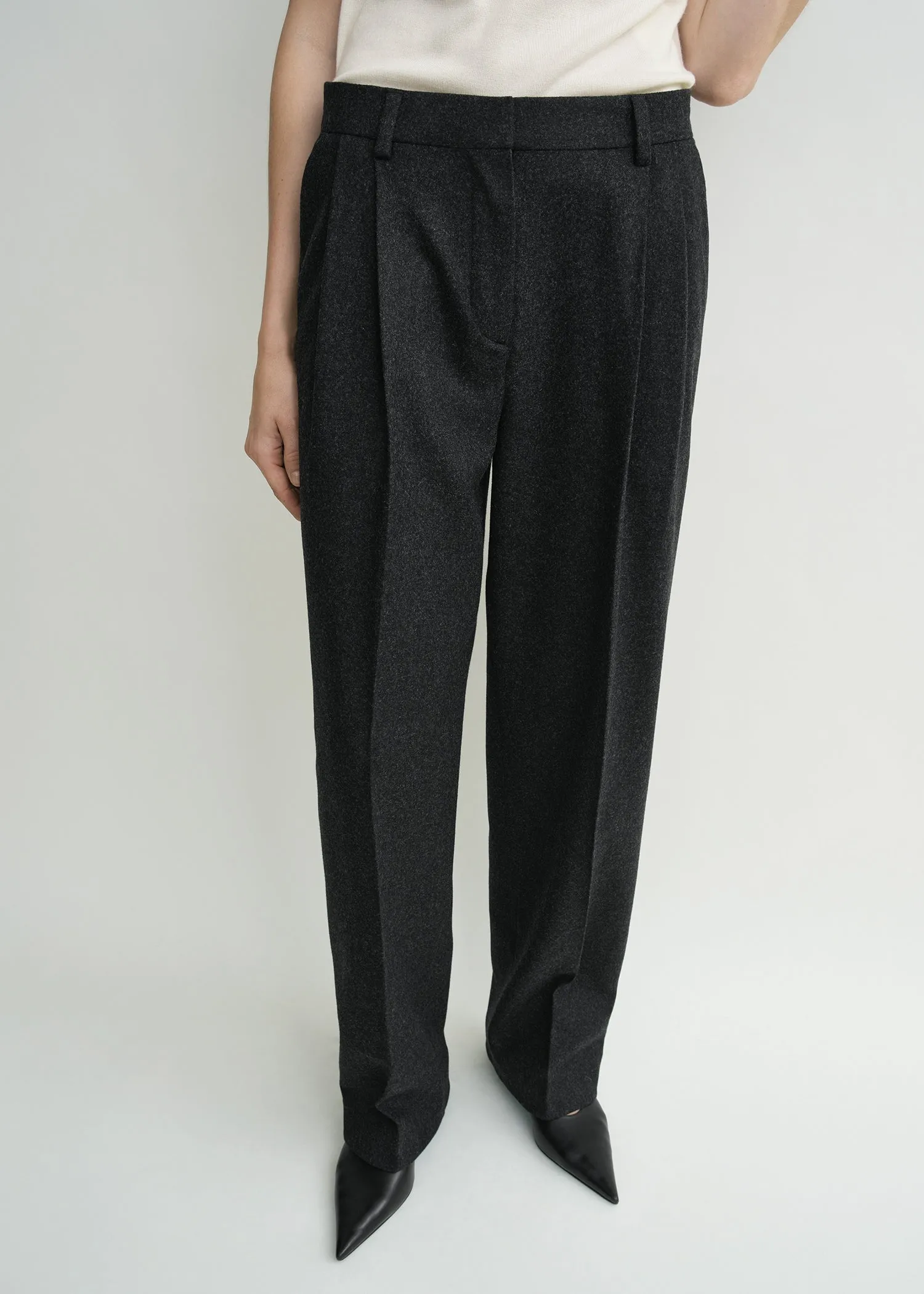 Double-pleat winter trousers charcoal sold by Toteme product image thumbnail 4