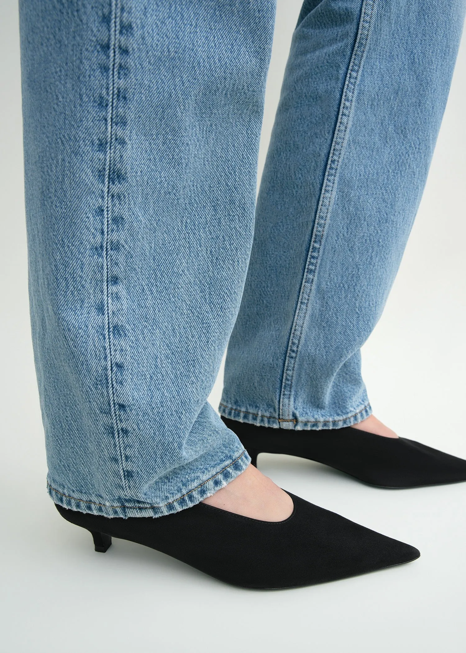 Sharp suede kitten pumps black sold by Toteme product image thumbnail 3