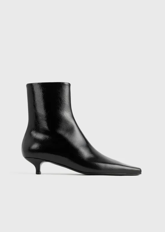 Slim naplack ankle boots black made by Toteme